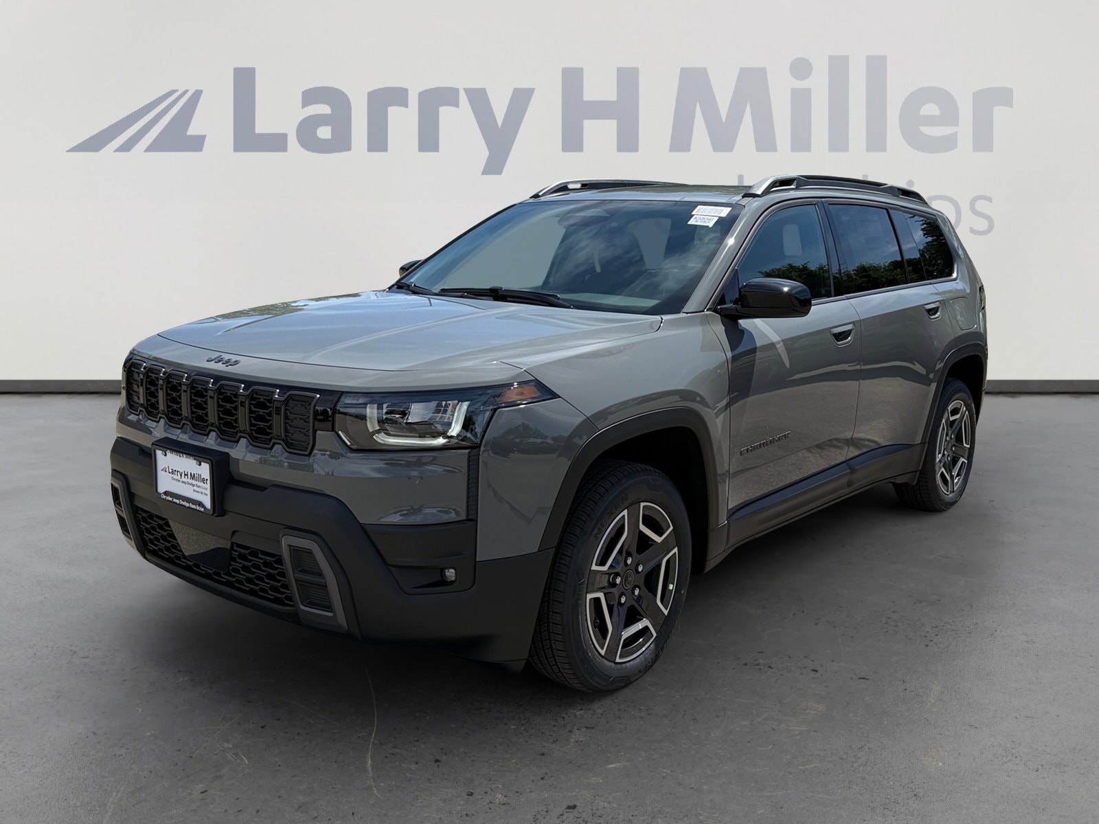 2026 Jeep Cherokee Laredo HEV 4X4's photo