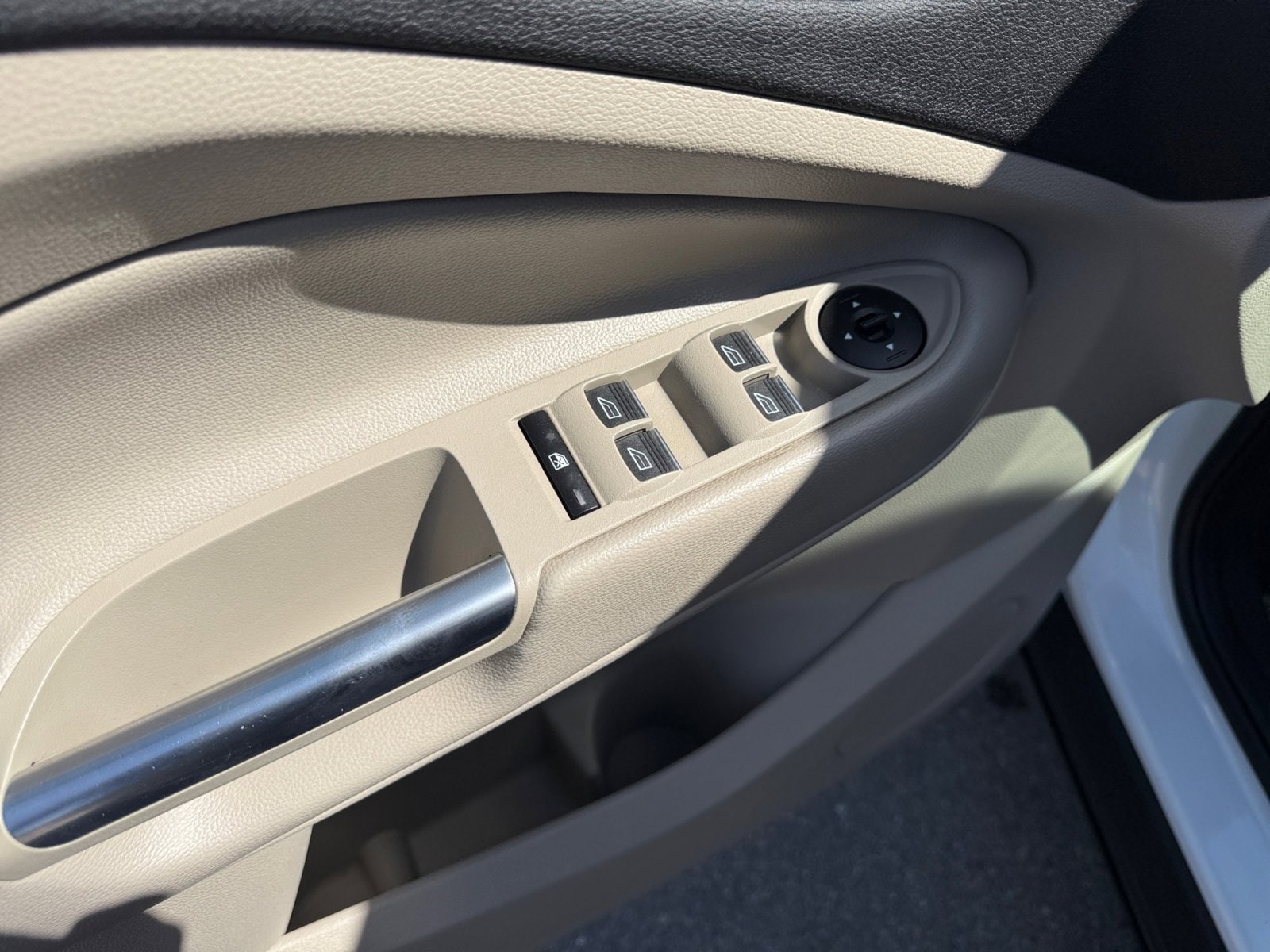 2019 Ford Escape SE - Photo 15