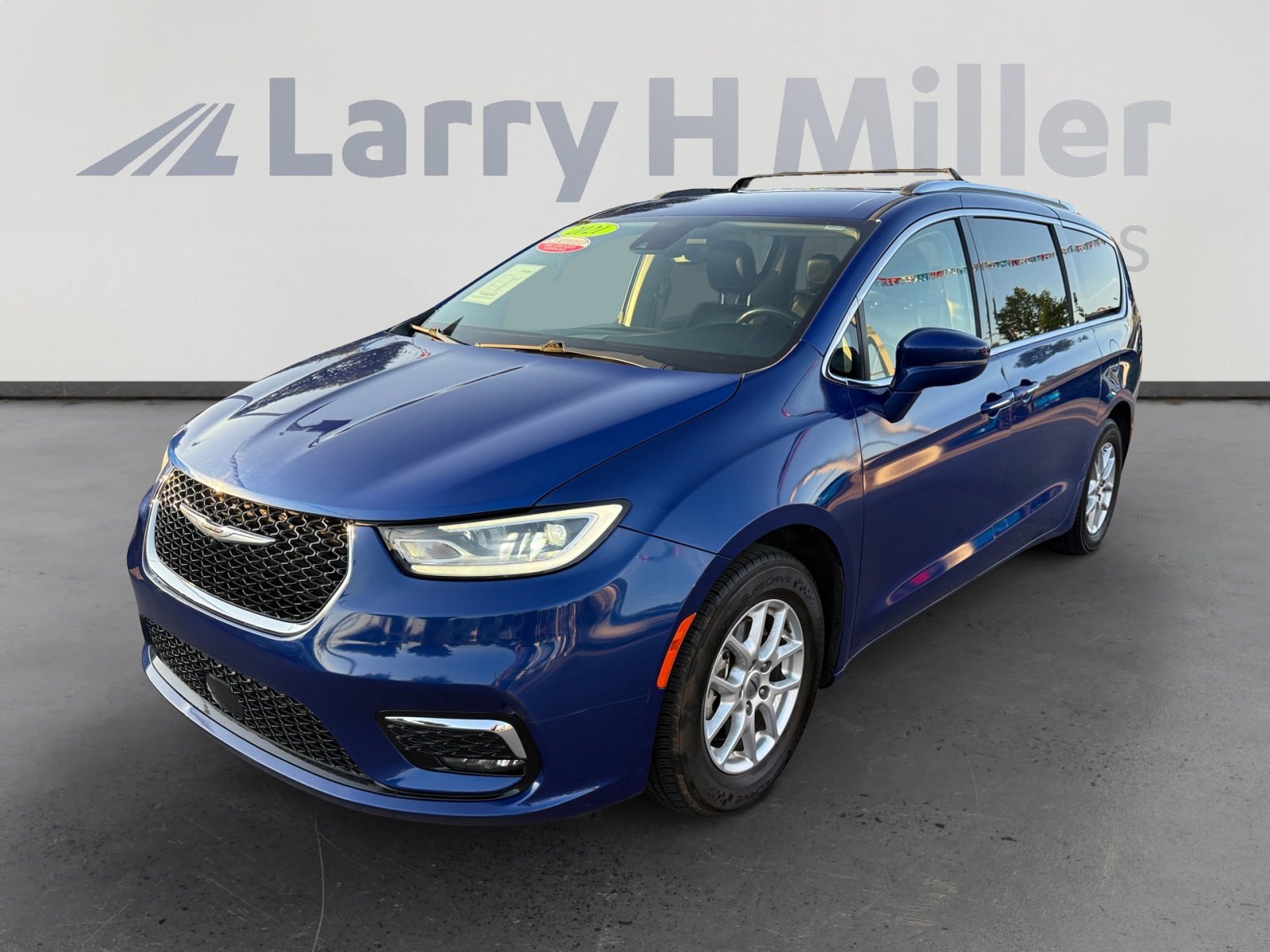 2021 Chrysler Pacifica Touring L FWD! TAKE THE FAMILY!