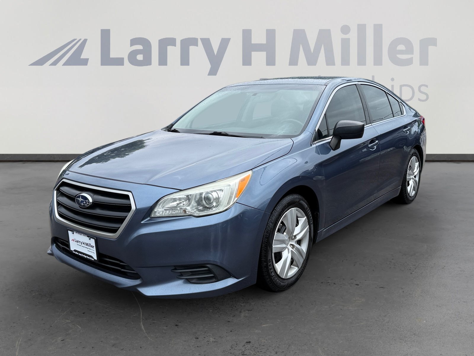 2017 Subaru Legacy 2.5i's photo