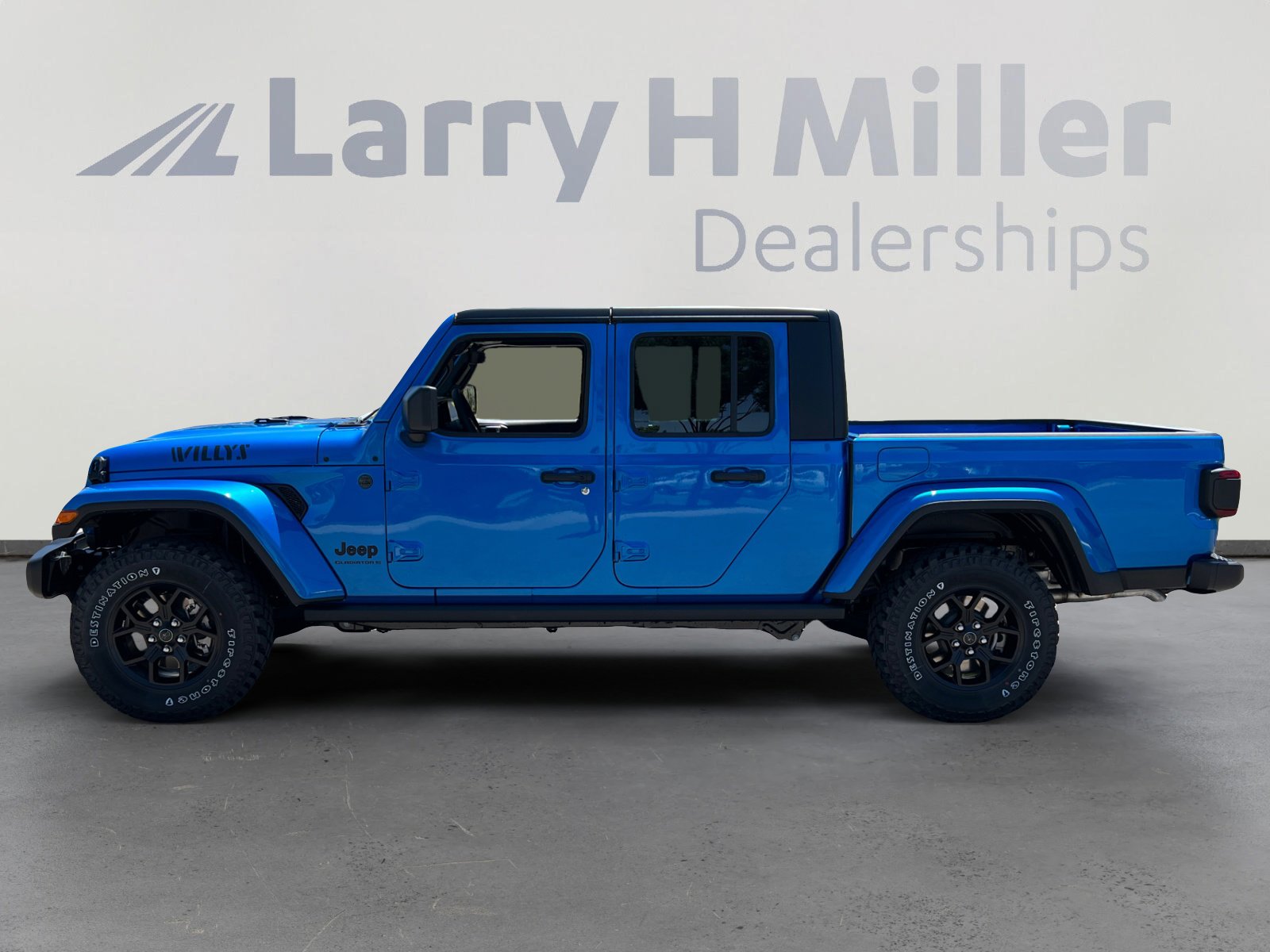 2025 Jeep Gladiator Willys photo 4