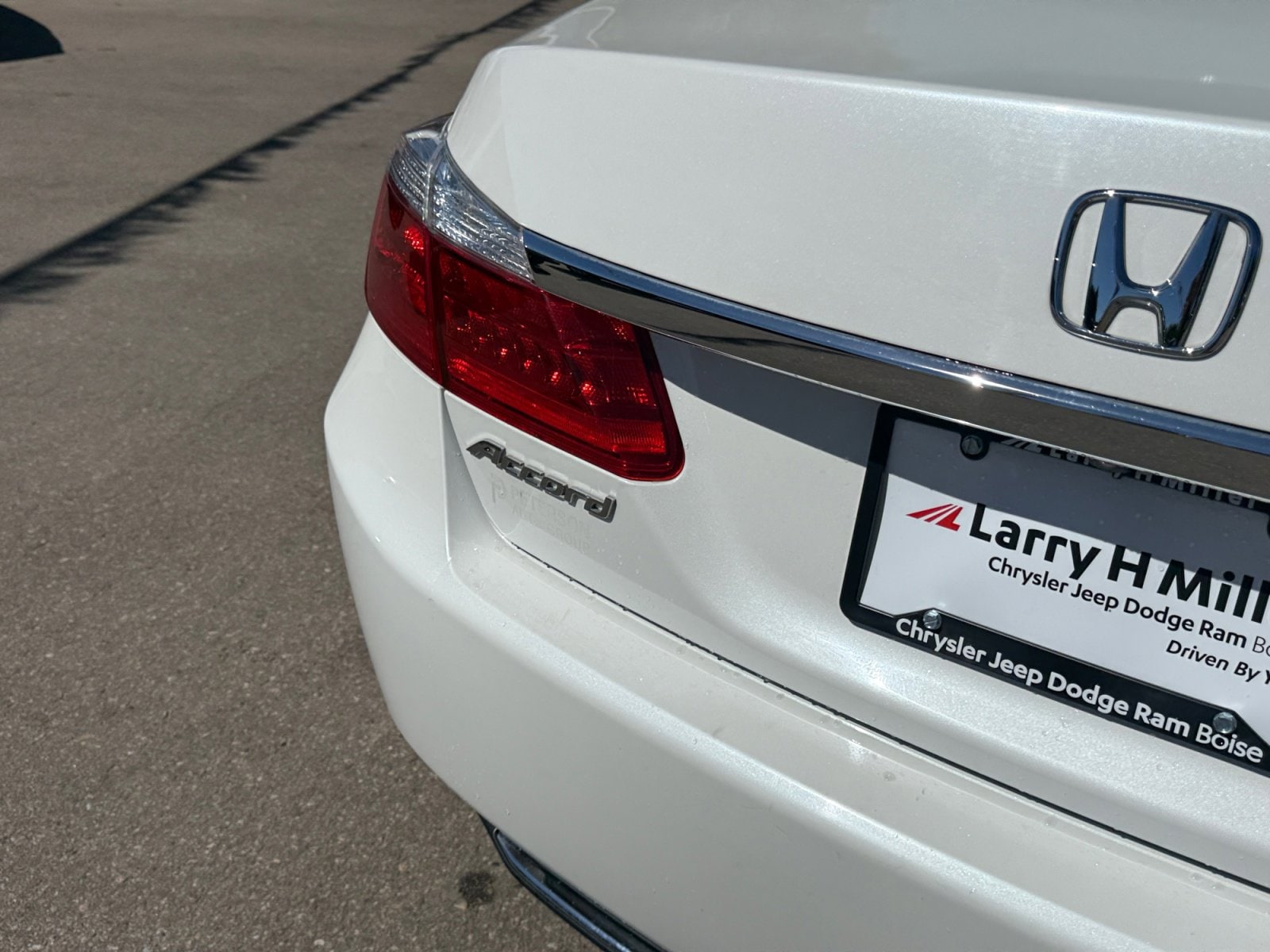 2015 Honda Accord EX-L - Photo 25