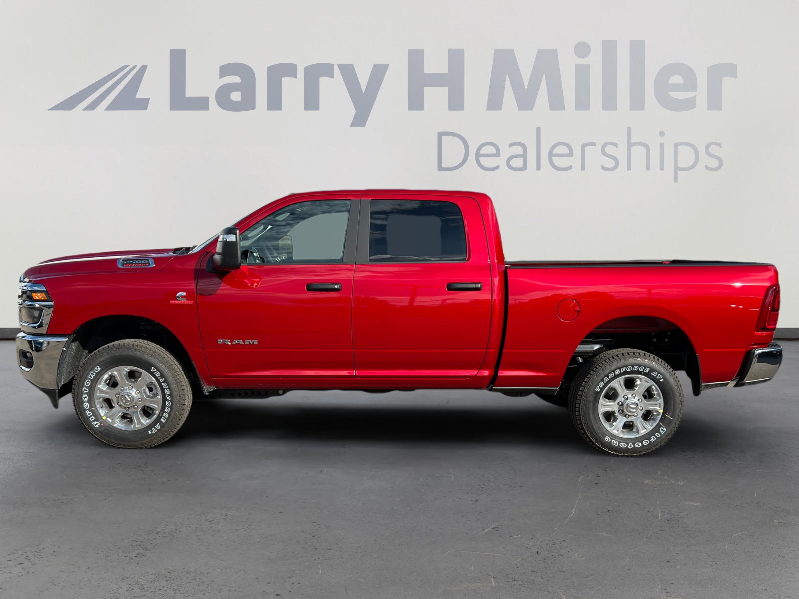 2025 Ram 2500 Big Horn photo 3