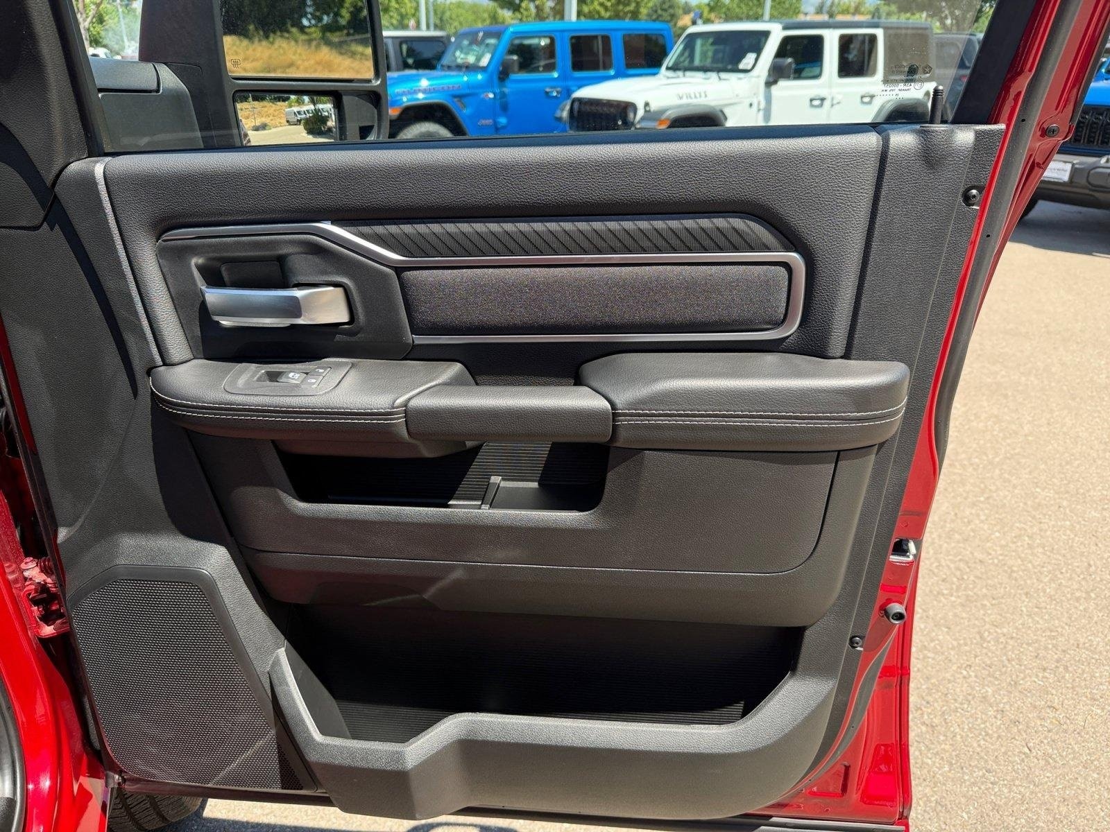 2026 RAM 2500 Big Horn - Photo 17
