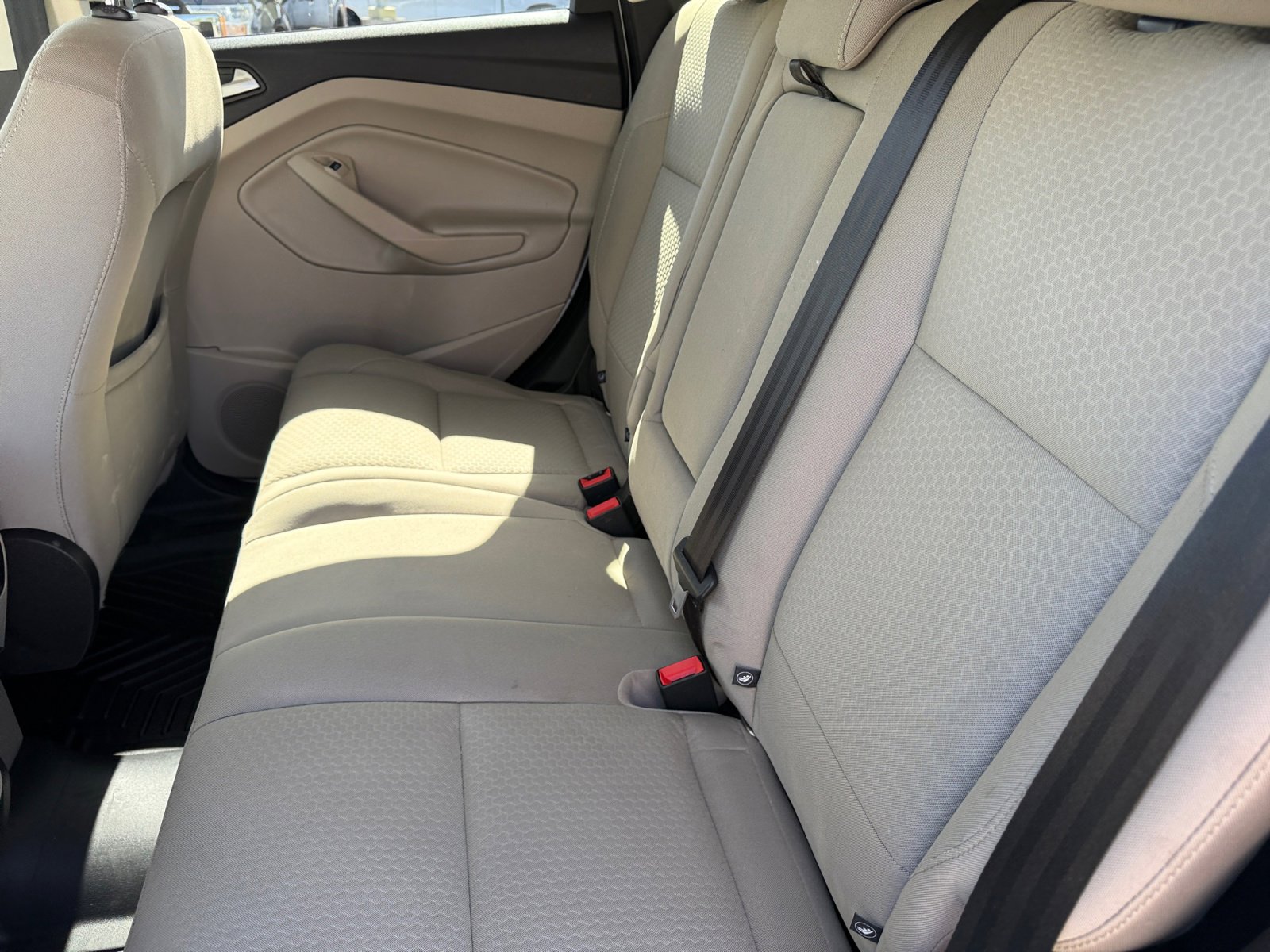 2019 Ford Escape SE - Photo 19