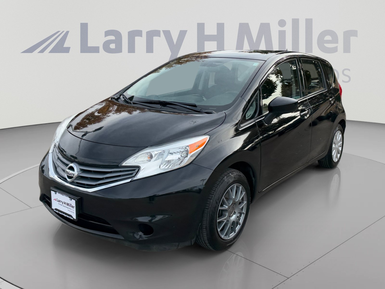 Bargain Used 2015 Nissan Versa Note SV Hatchback for sale near you in Boise, ID