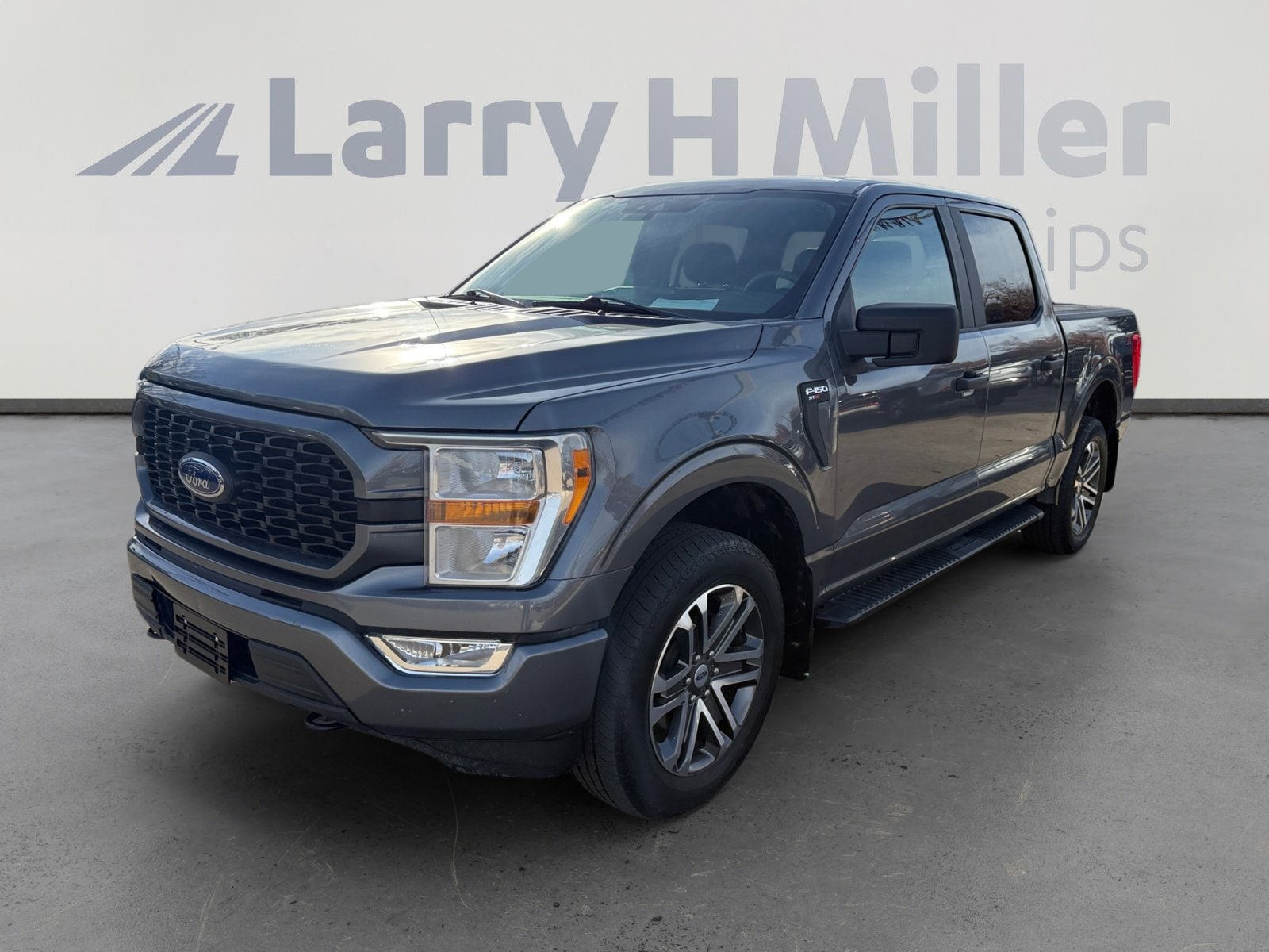 2021 Ford F-150 XLT's photo