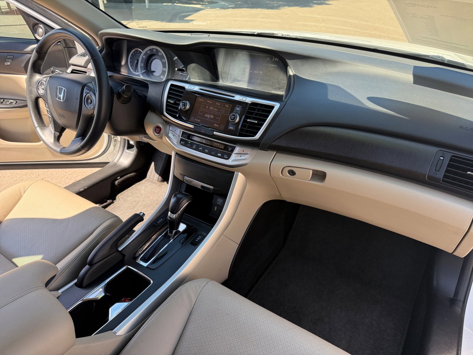 2015 Honda Accord EX-L - Photo 21