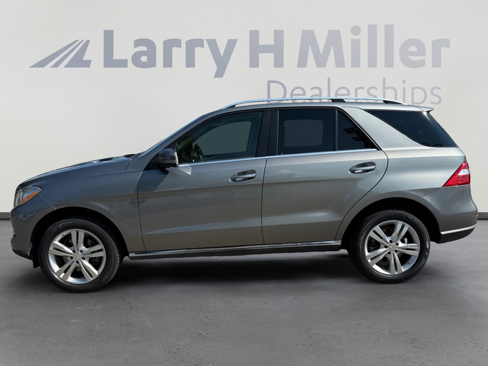 2013 Mercedes Benz ML 350 photo 3
