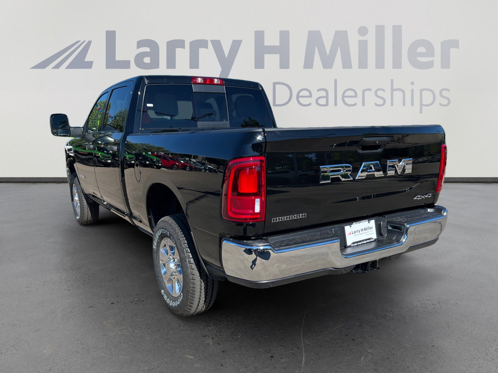 2025 Ram 2500 Big Horn photo 2