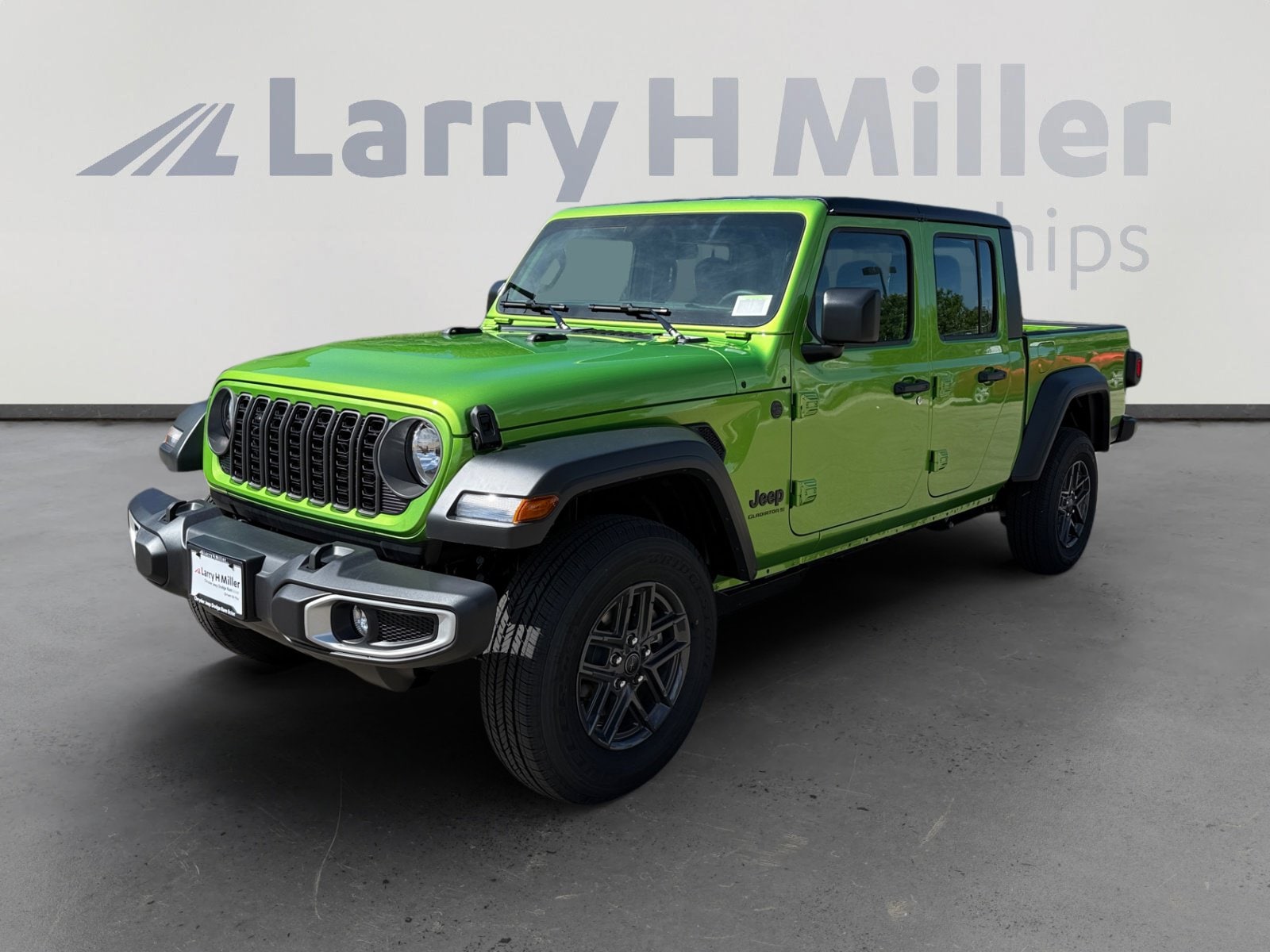 2026 Jeep Gladiator Sport Auto's photo