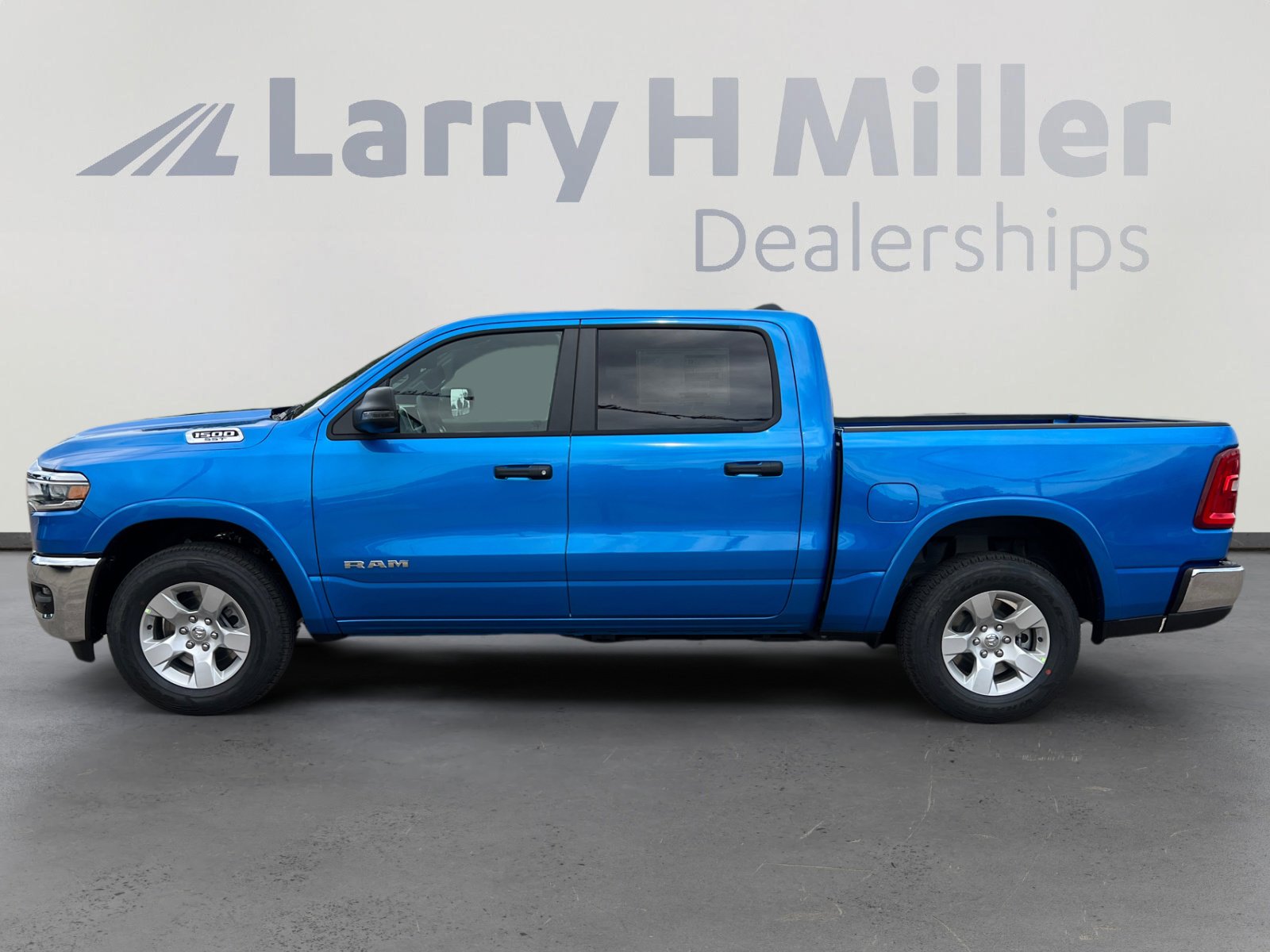 2025 Ram 1500 Big Horn photo 3