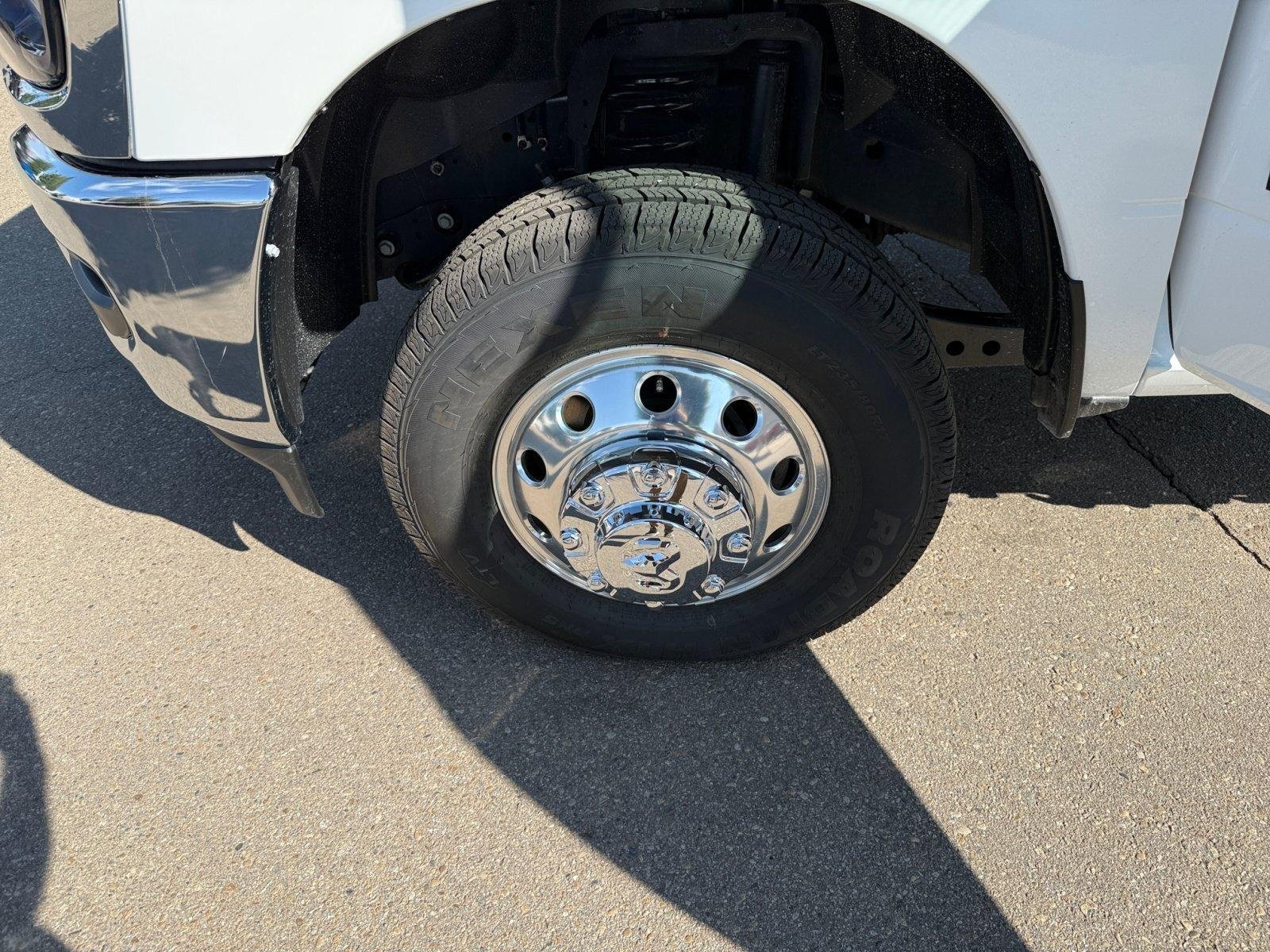 2026 RAM 3500 Chassis Big Horn - Photo 27