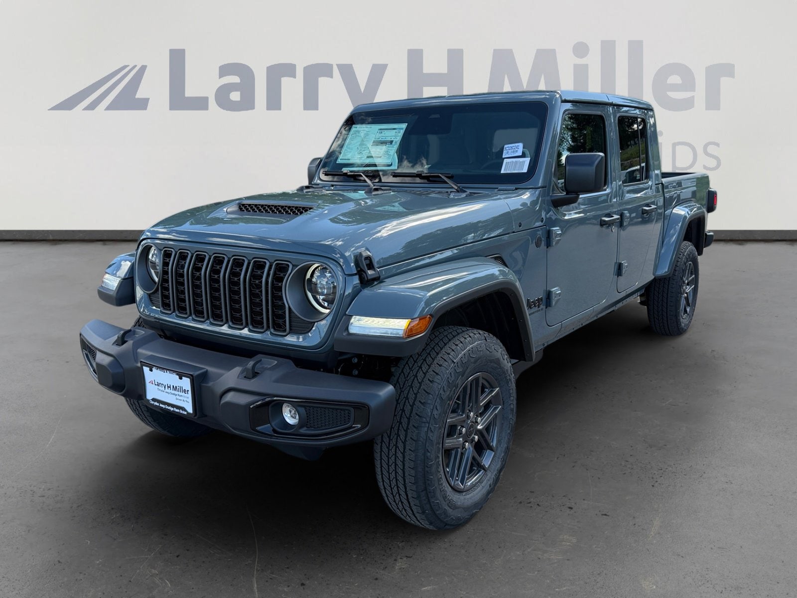 2026 Jeep Gladiator Sport S Auto's photo