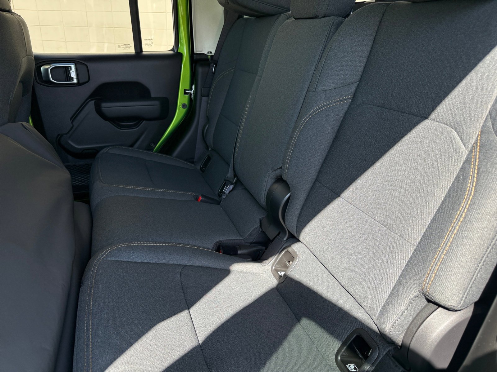 2025 Jeep Gladiator Willys - Photo 19