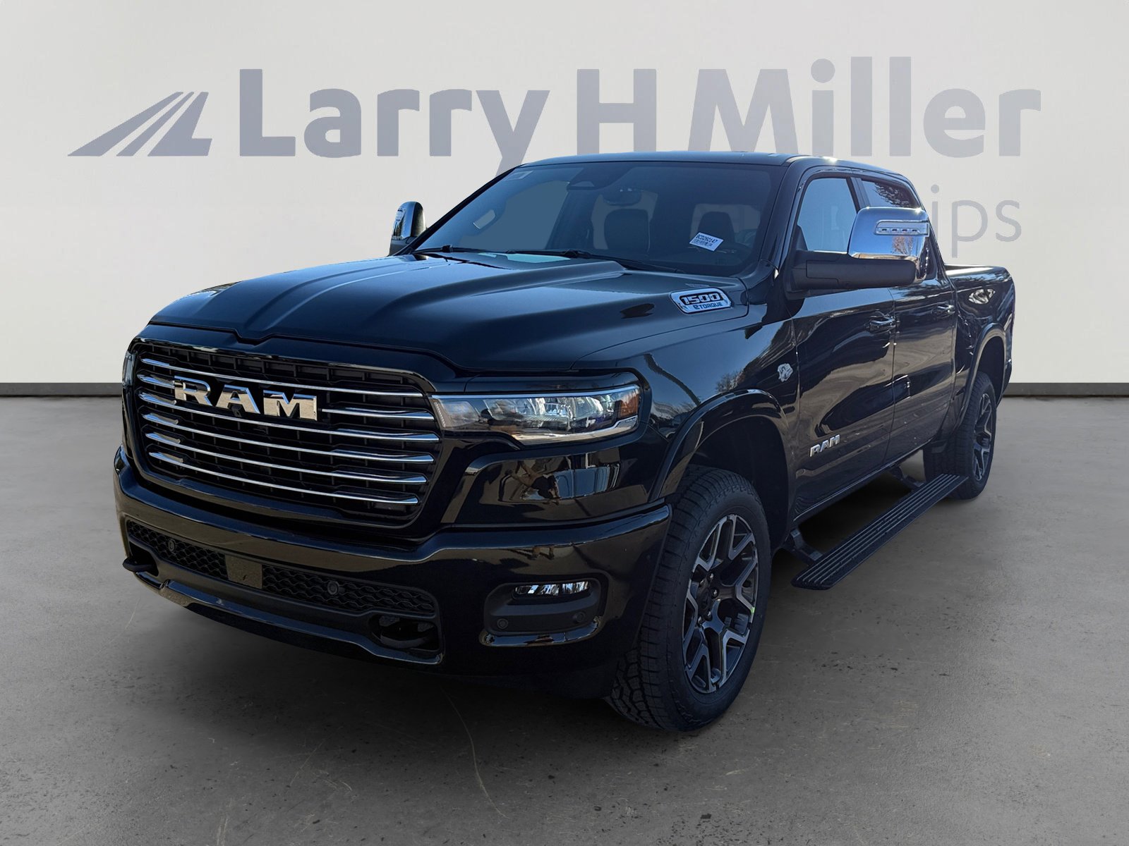 2026 RAM Ram 1500 Pickup Laramie's photo