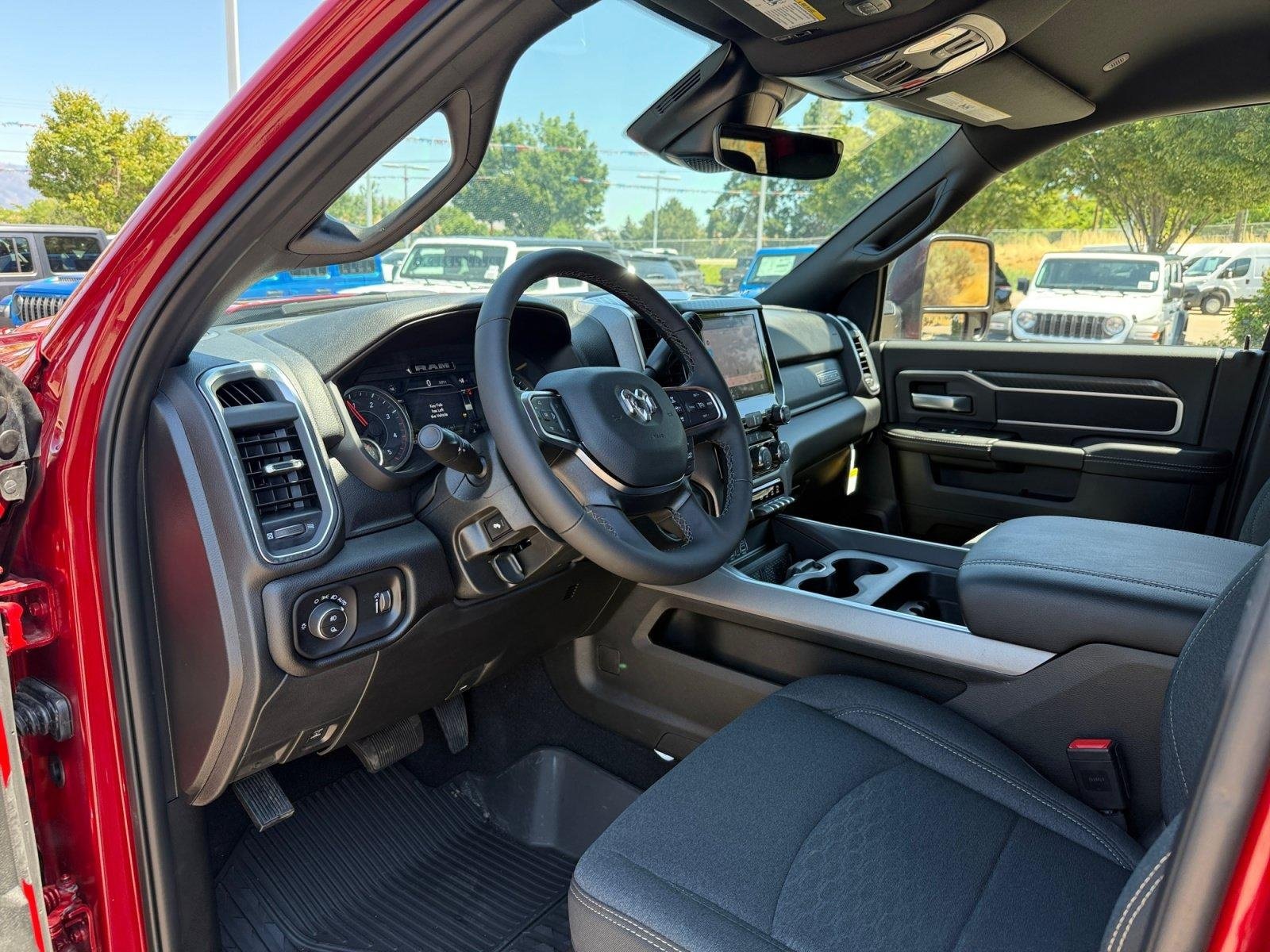 2026 RAM 2500 Big Horn - Photo 10