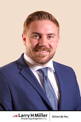 Staff member Steven Davis from ID_27af125e9689
