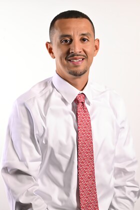 Staff member Benito Rodriguez from ID_d0c5dcada956