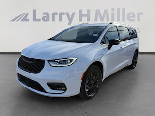 New 2026 Chrysler Pacifica Limited Passenger Van Boise, ID