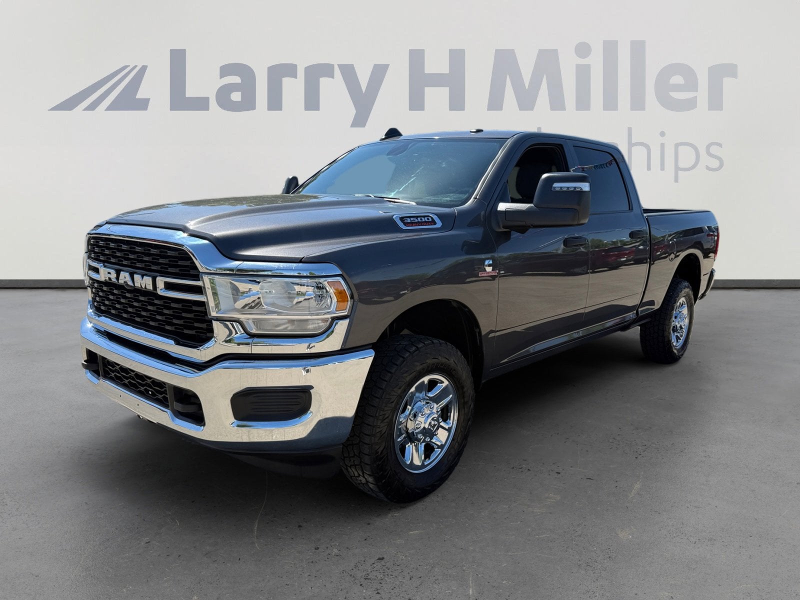 2024 RAM 3500 Tradesman 4X4 Crew Cab SWB's photo