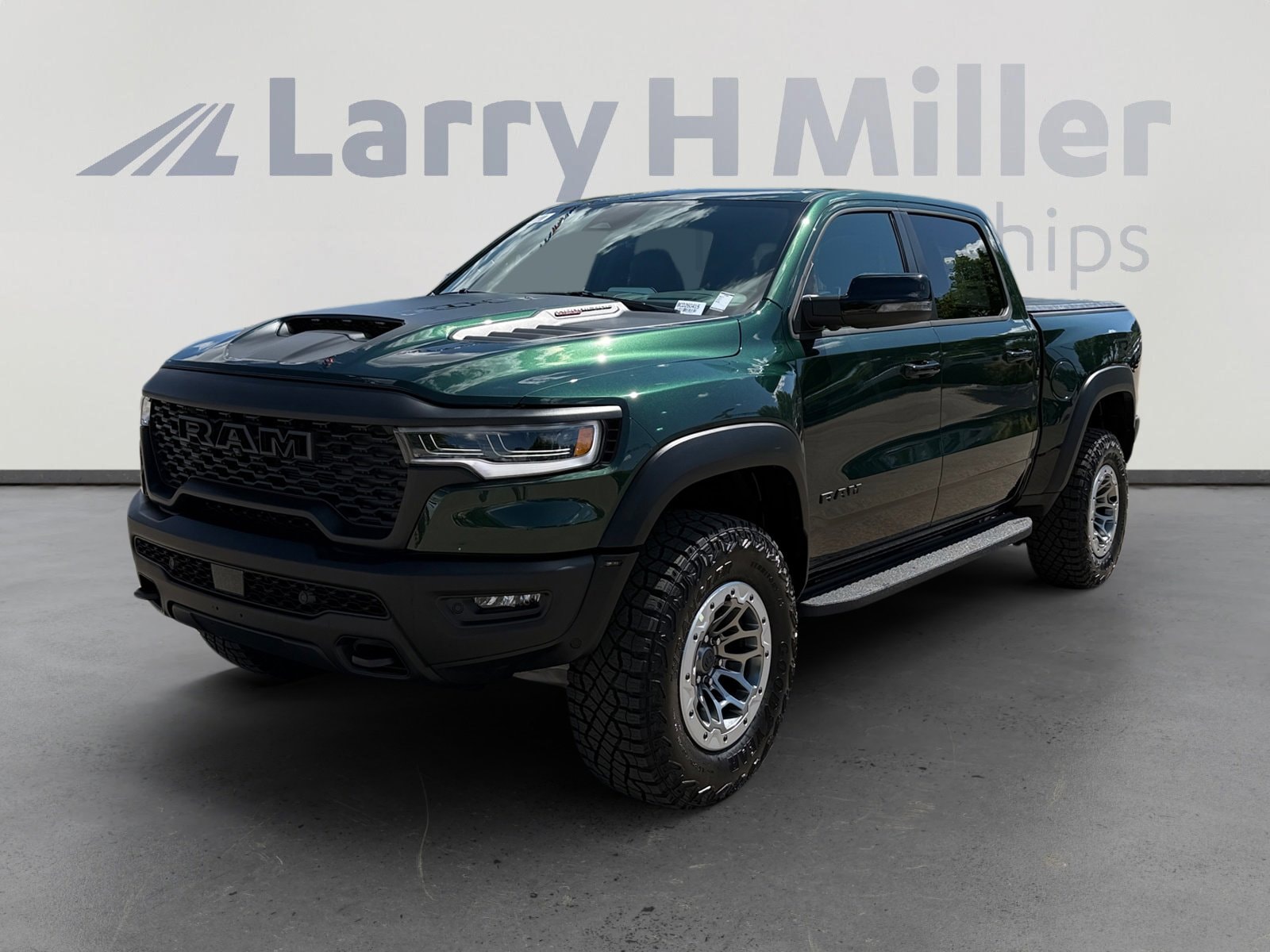 2026 RAM 1500 RHO 4x4 Crew Cab 5'7's photo