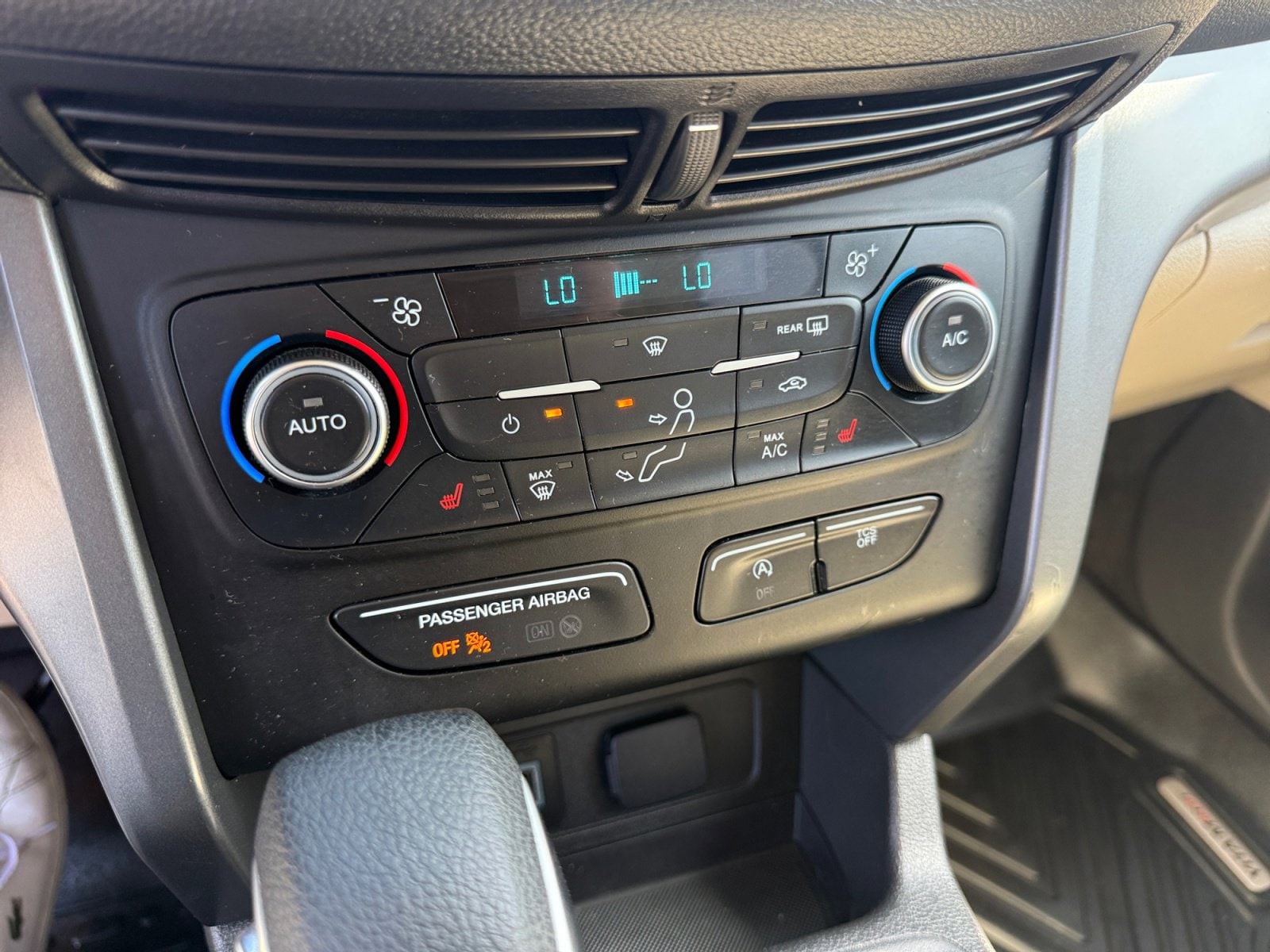 2019 Ford Escape SE - Photo 32