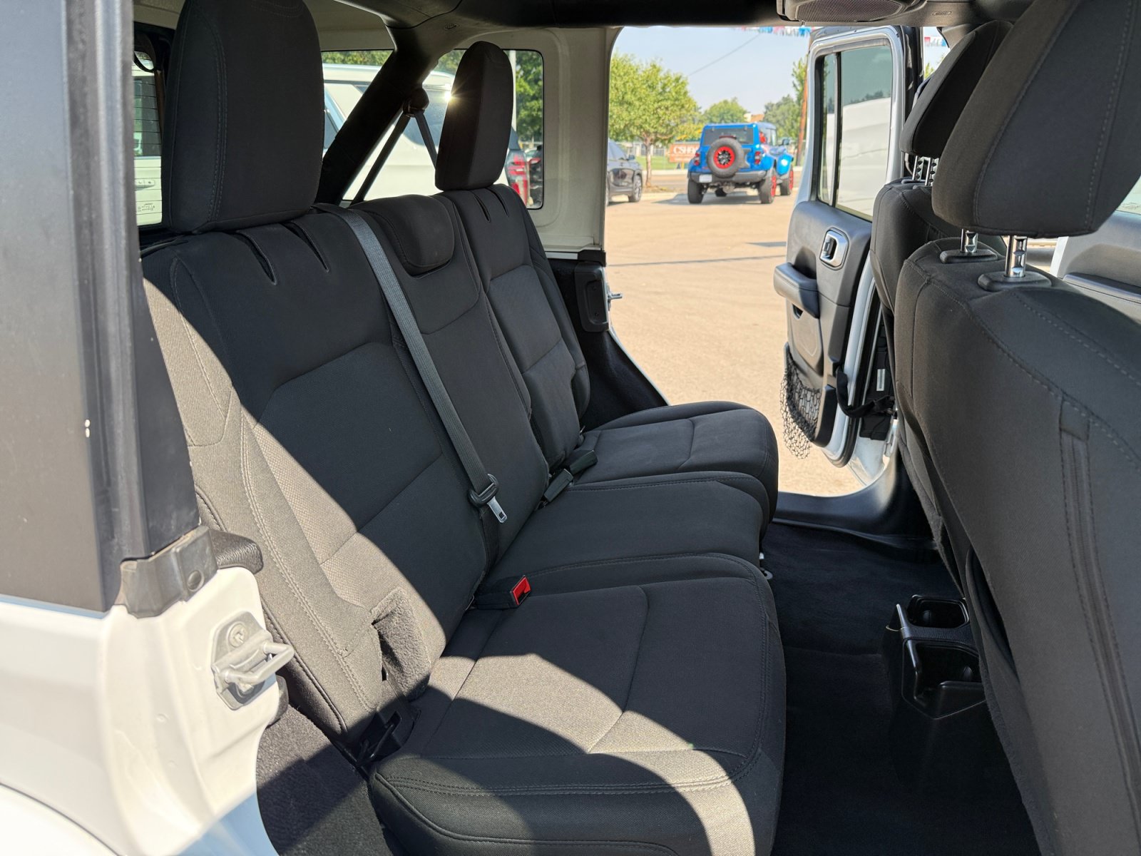 Photo 19