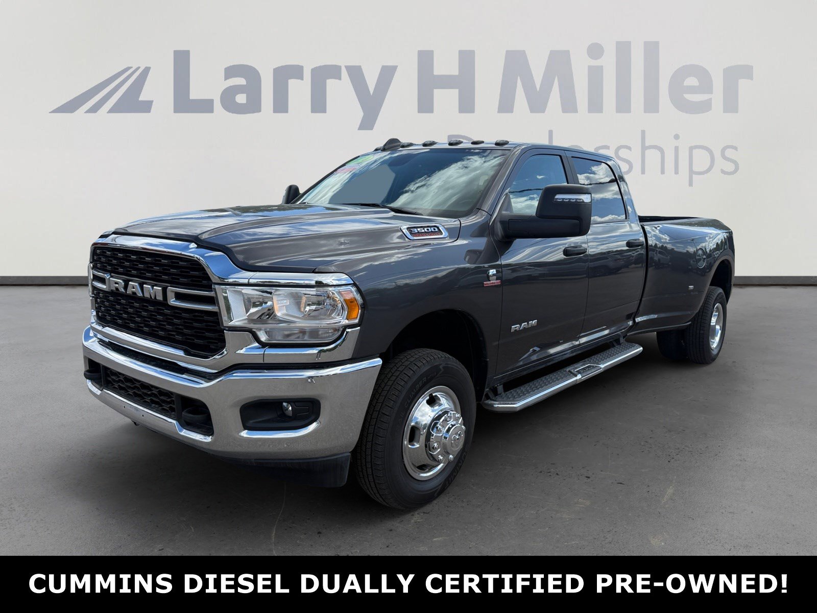 2024 RAM 3500 Big Horn 4X4 Crew Cab LWB's photo