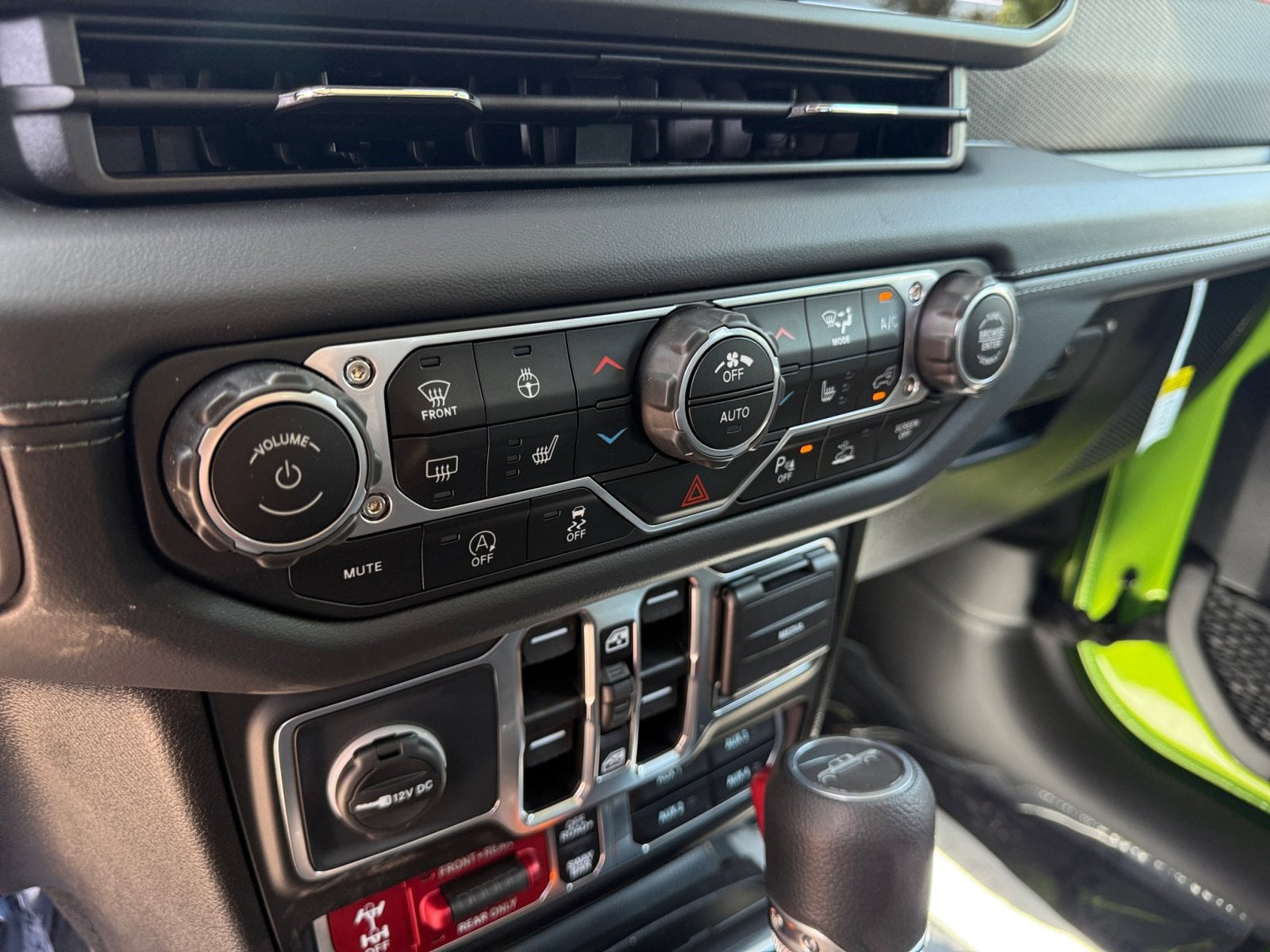 2025 Jeep Gladiator Rubicon - Photo 13