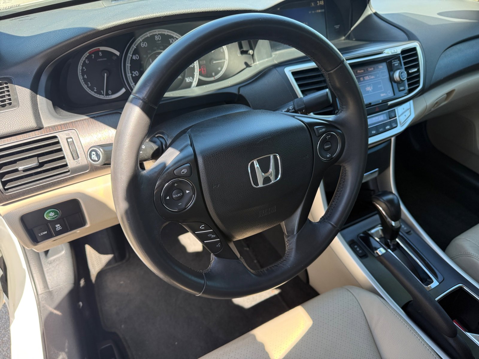 2015 Honda Accord EX-L - Photo 10