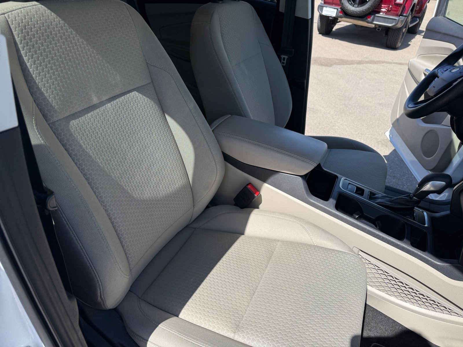 2019 Ford Escape SE - Photo 20