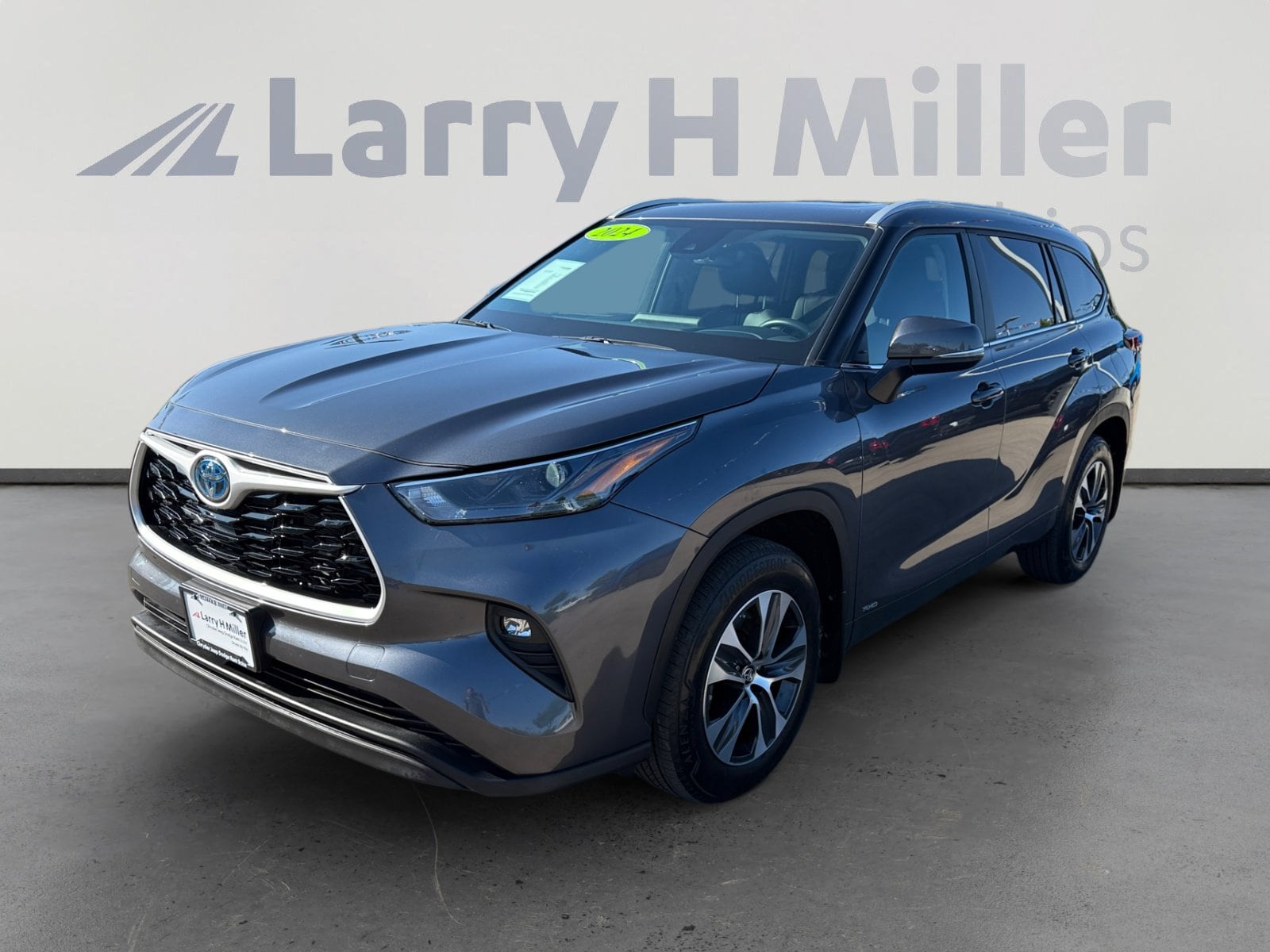 2024 Toyota Highlander Hybrid Hybrid XLE ONE OWNER!