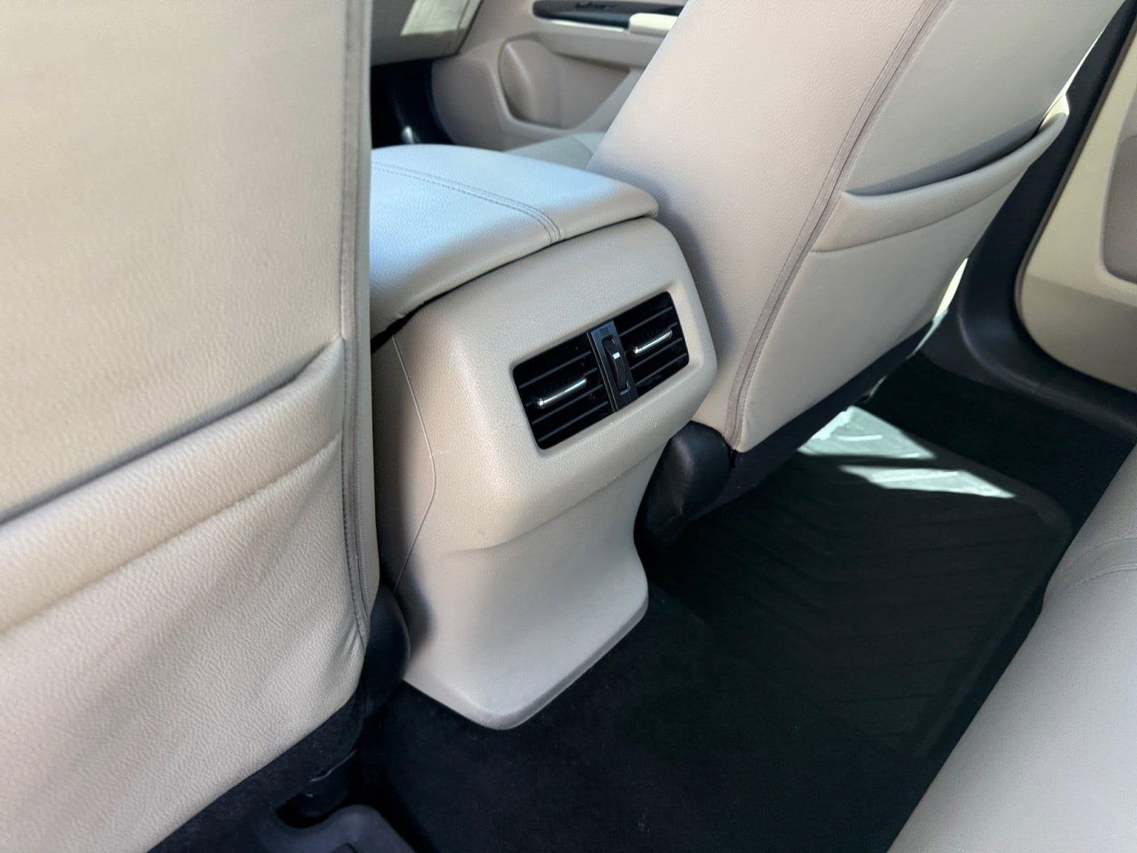 2015 Honda Accord EX-L - Photo 33