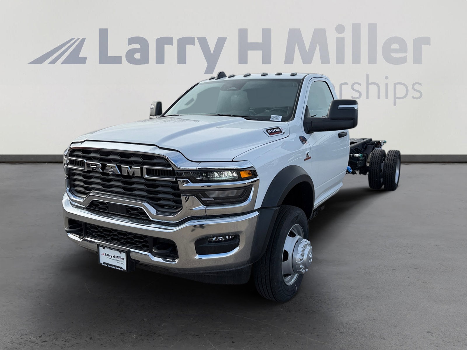 2025 RAM 5500 Tradesman 4X4 Reg Cab LWB DRW 205" WB's photo