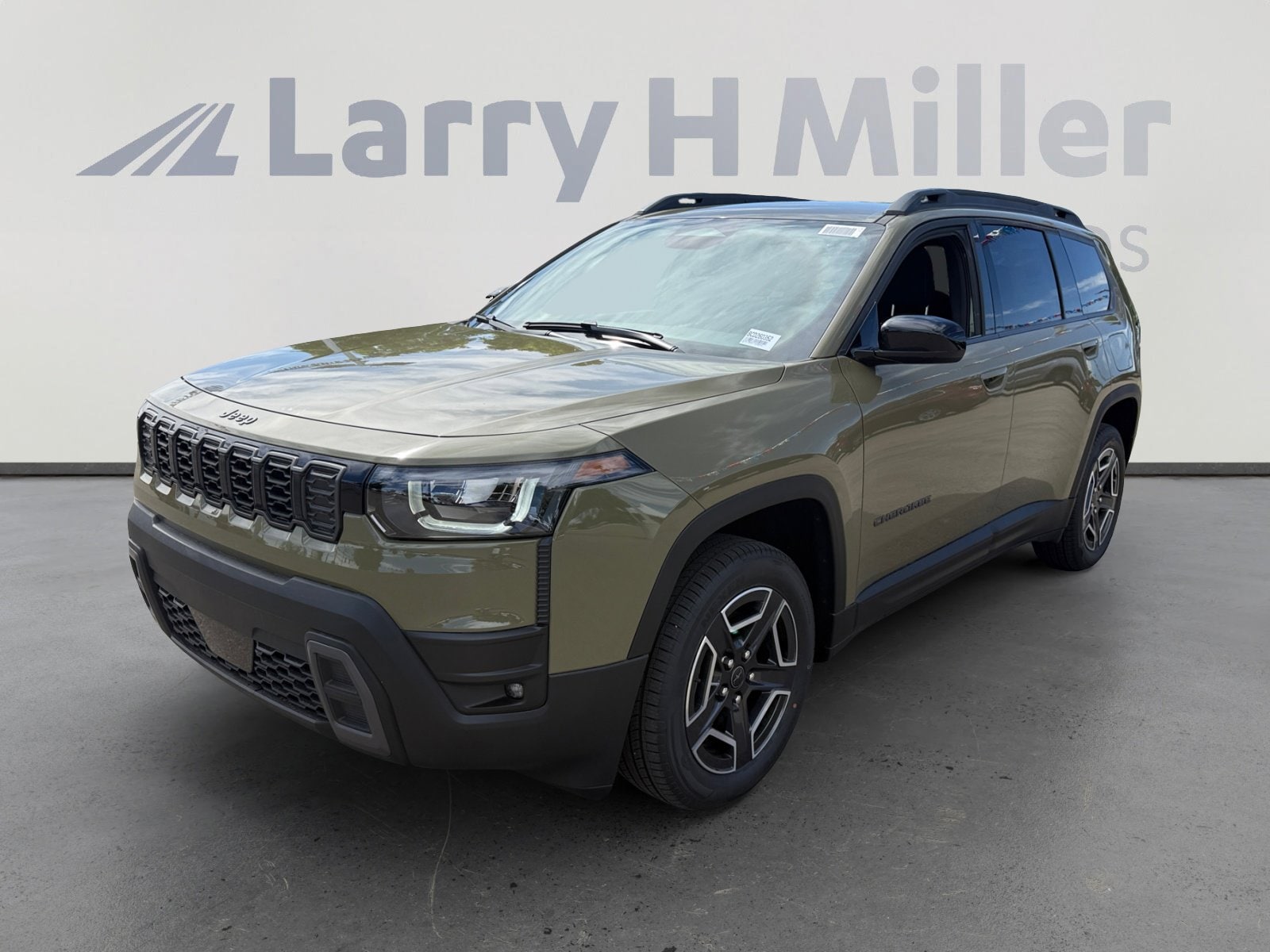 2026 Jeep Cherokee Laredo HEV 4X4's photo