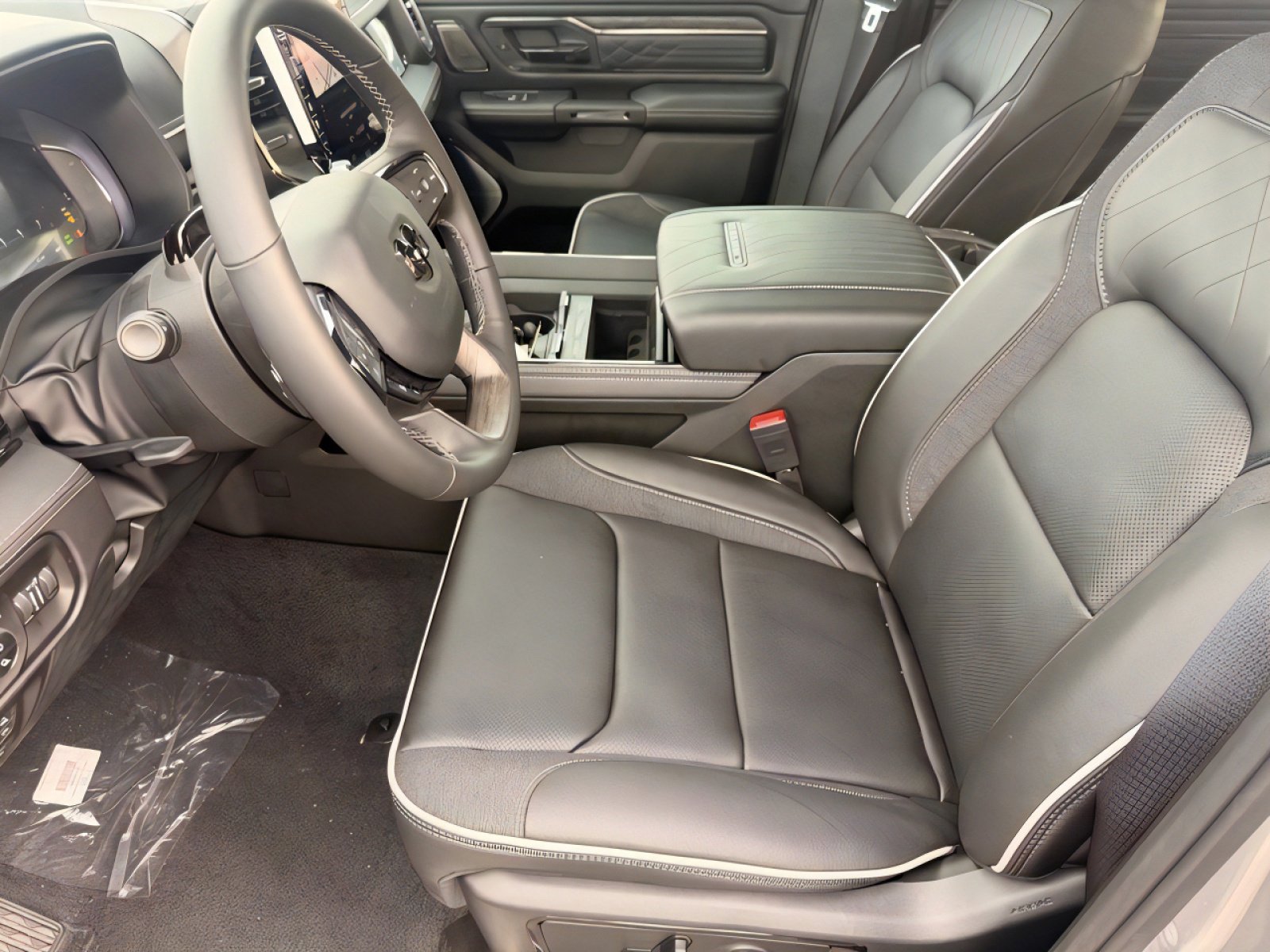 2026 RAM 1500 Limited - Photo 15