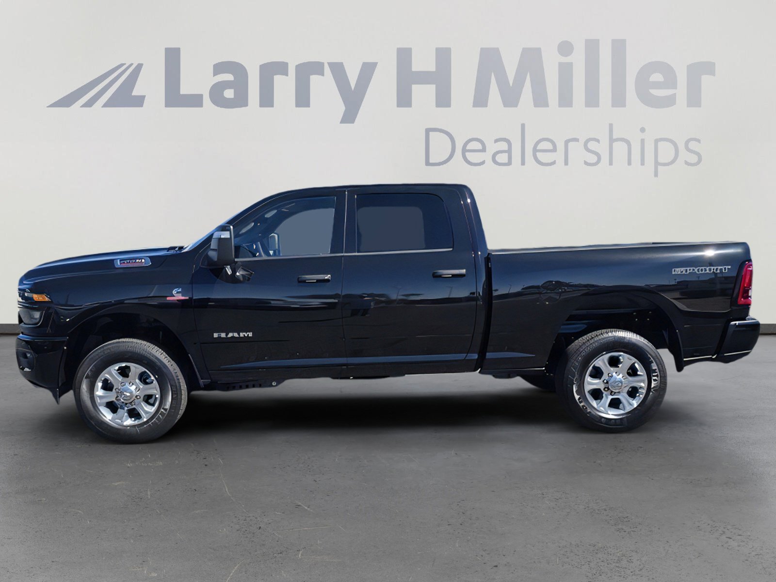 2026 Ram 2500 Big Horn photo 3