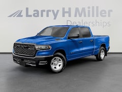 2025 Ram 1500 BIG HORN CREW CAB 4X2 5'7 BOX Pickup
