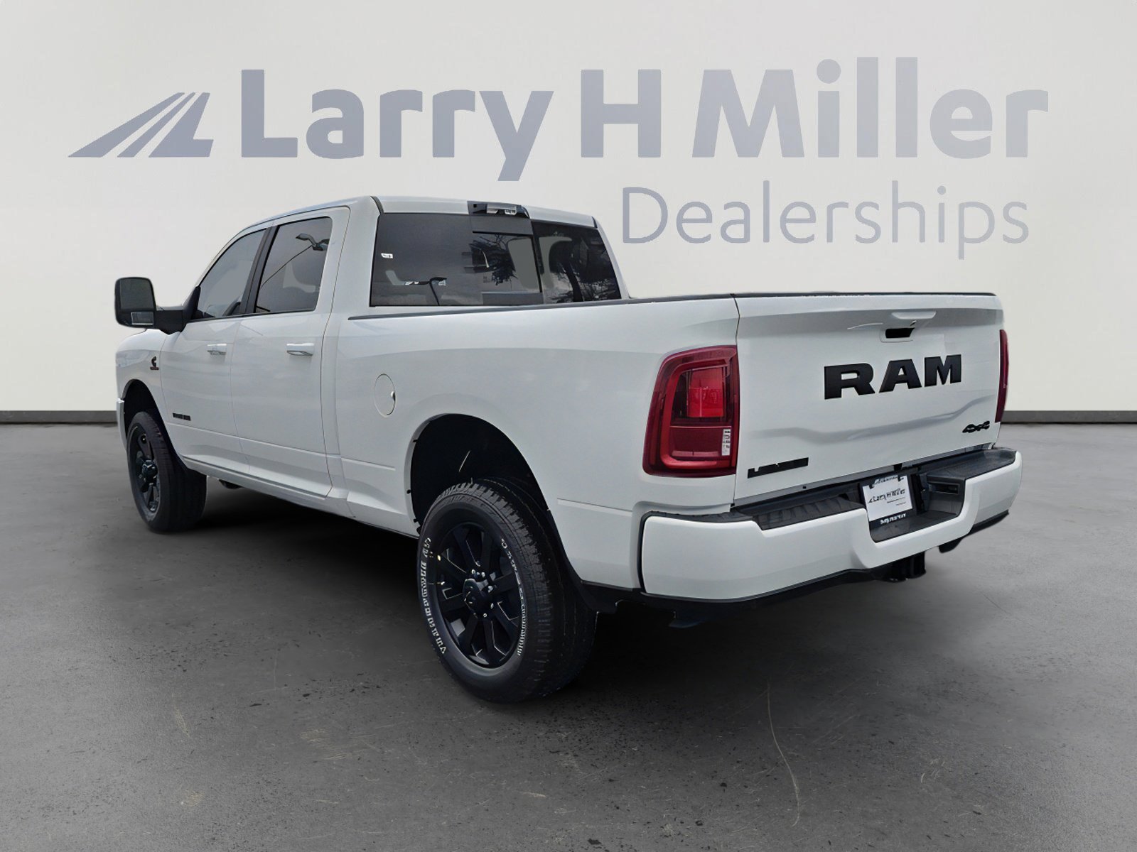 2026 Ram 3500 Laramie photo 4