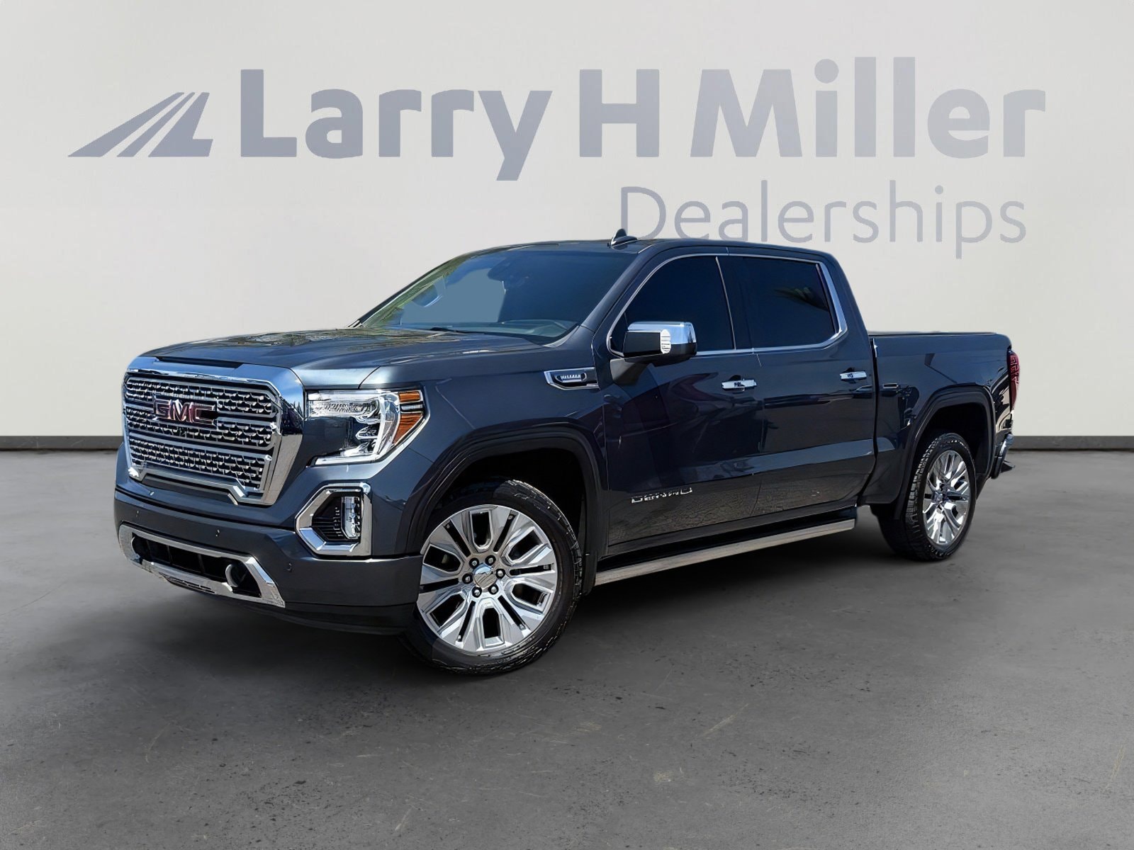 2021 GMC Sierra 4WD Crew Cab Short Box Denali's photo