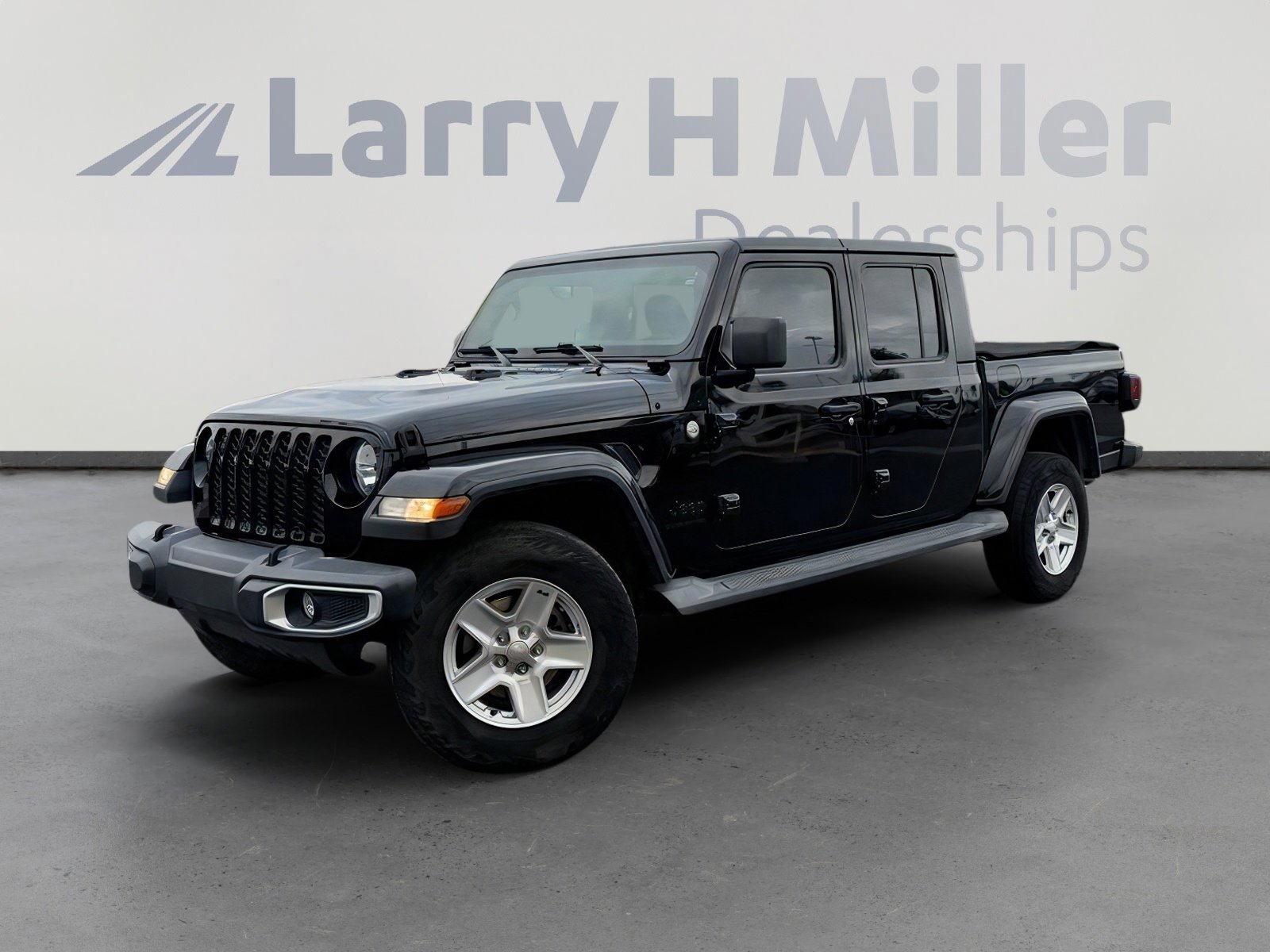2020 Jeep Gladiator Sport S's photo