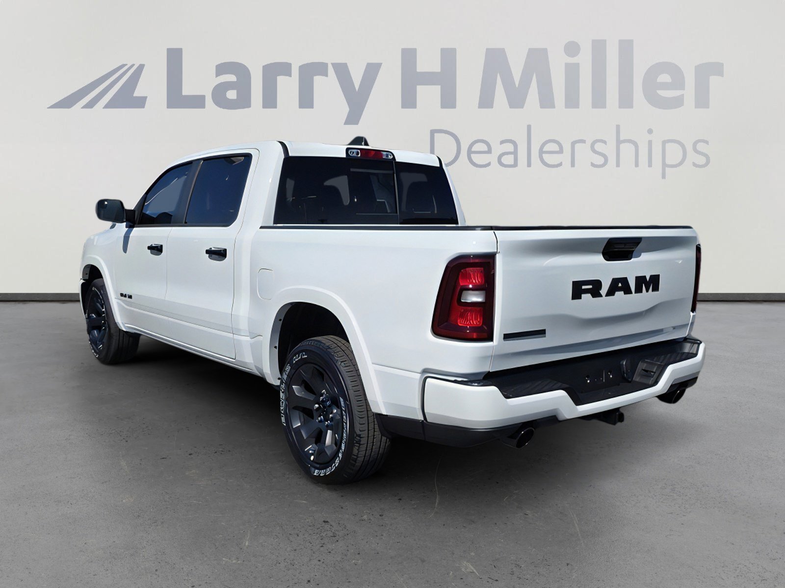 2026 Ram 1500 Big Horn photo 2