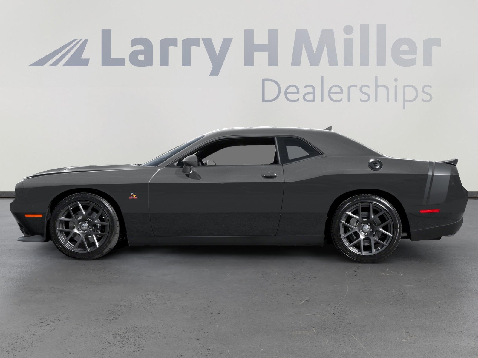 2016 Dodge Challenger 392 Scat Pack Shaker photo 4