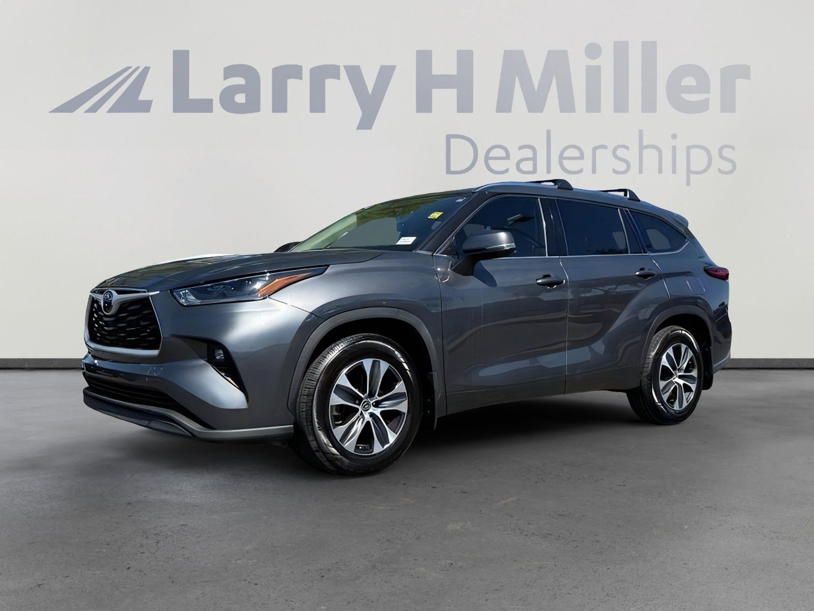 2021 Toyota Highlander XLE 4x4 V6's photo