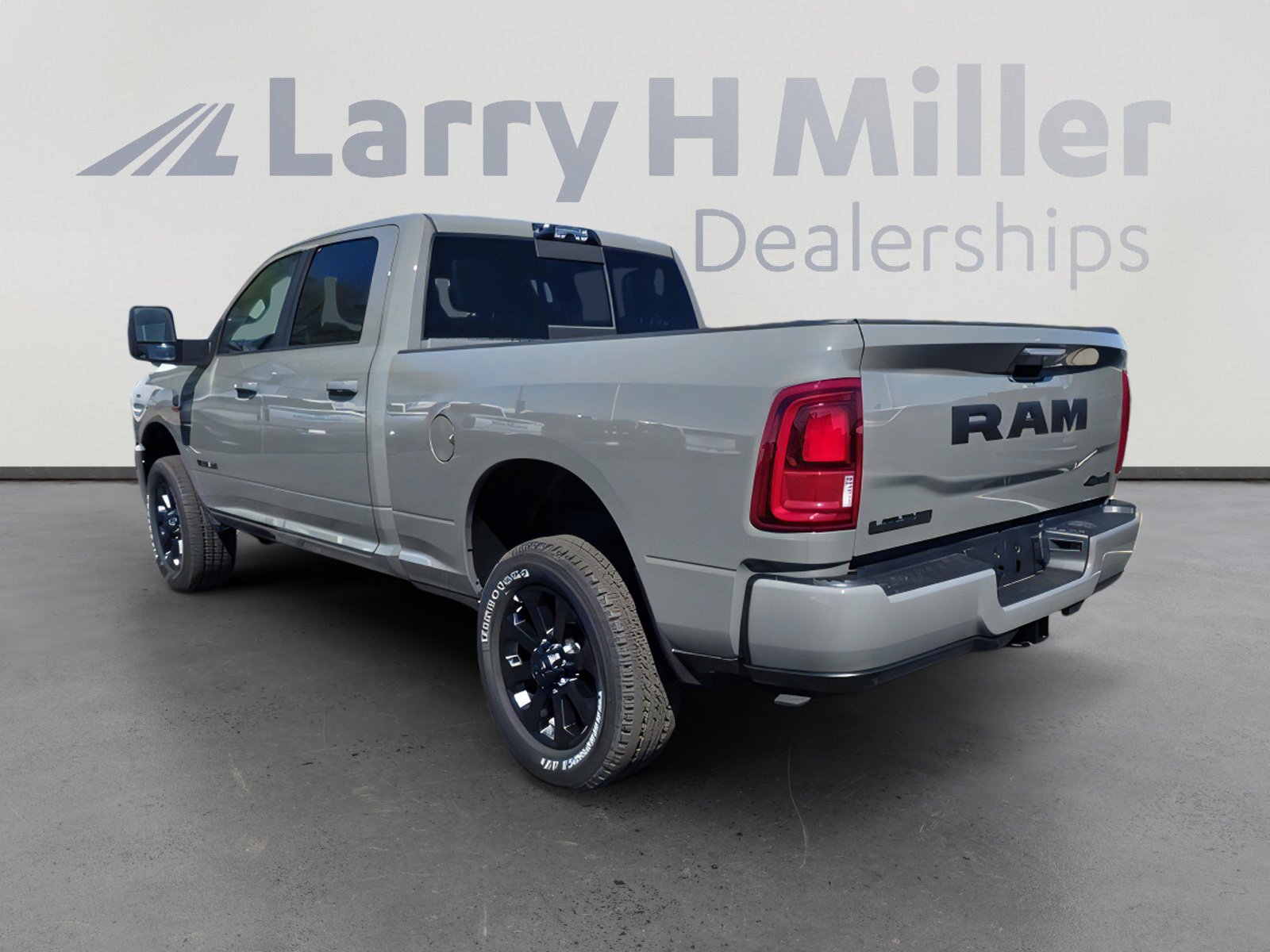 2026 Ram 2500 Laramie photo 2