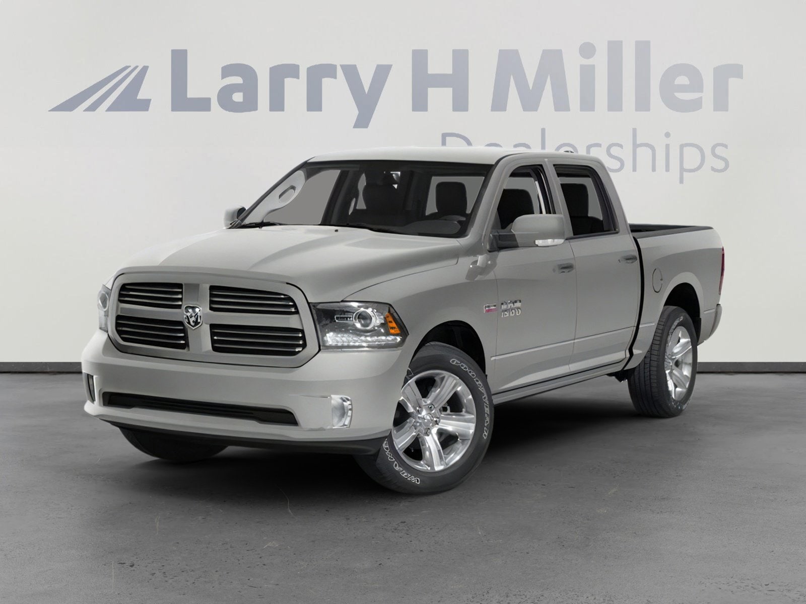 2014 RAM 1500 Laramie Crew Cab's photo