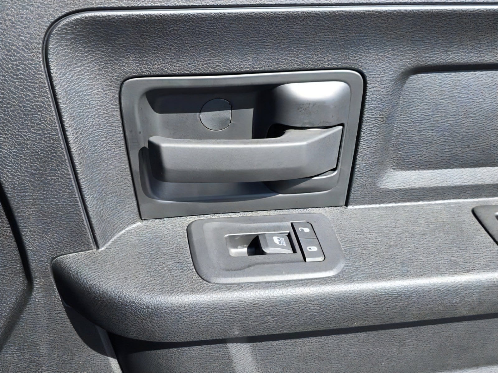 2025 RAM 2500 Tradesman - Photo 17