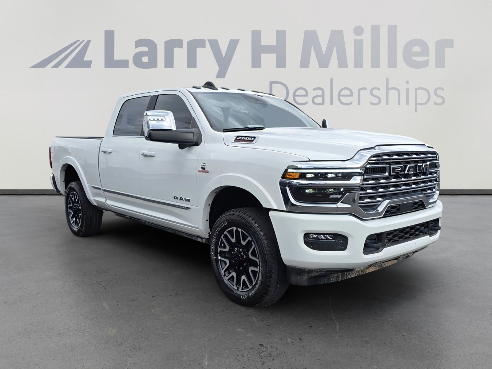 2026 RAM 2500 Limited - Photo 8