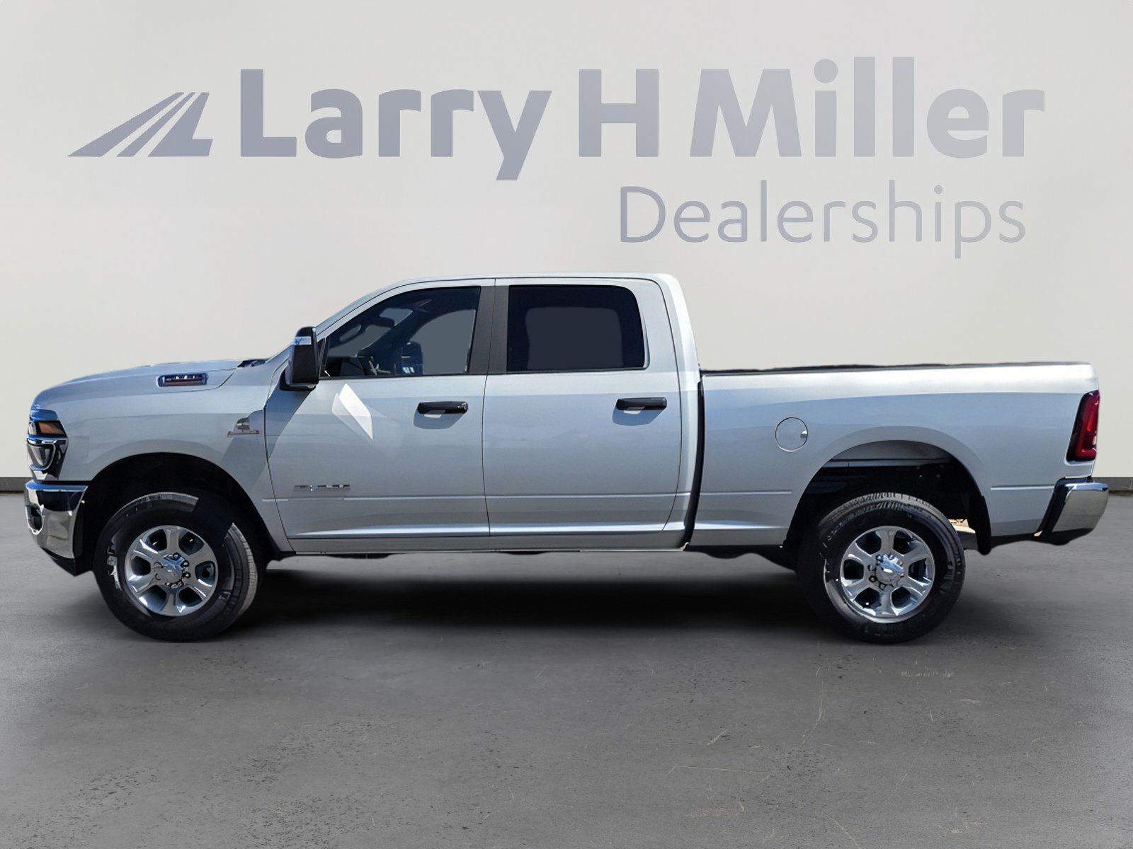 2026 Ram 2500 Big Horn photo 3